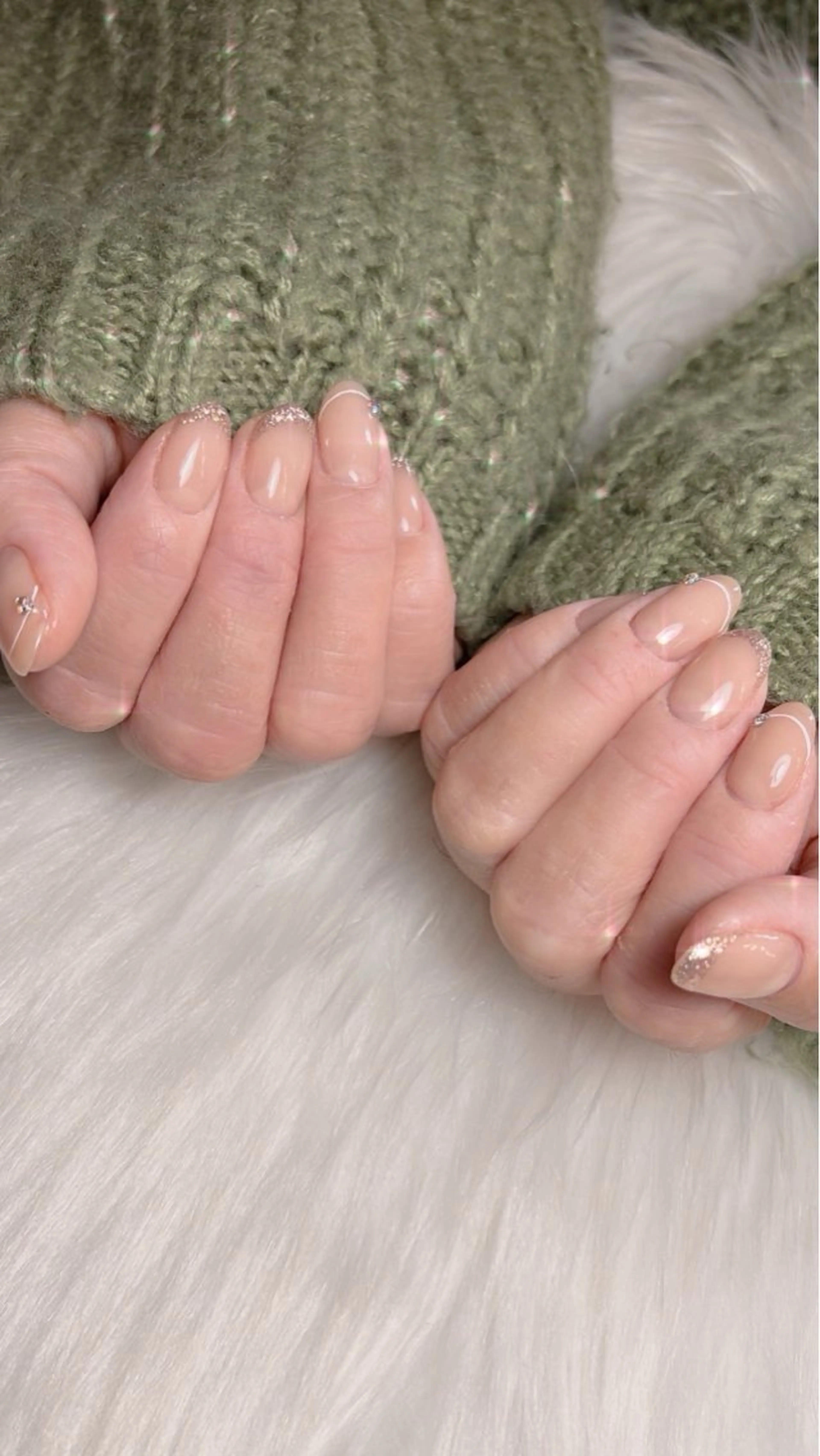 ネイル オーロラネイル フレンチネイル ラメ(グリッター) シンプルネイル ストーンネイル Lino𓂃⟡.· Chizuruのネイルデザイン