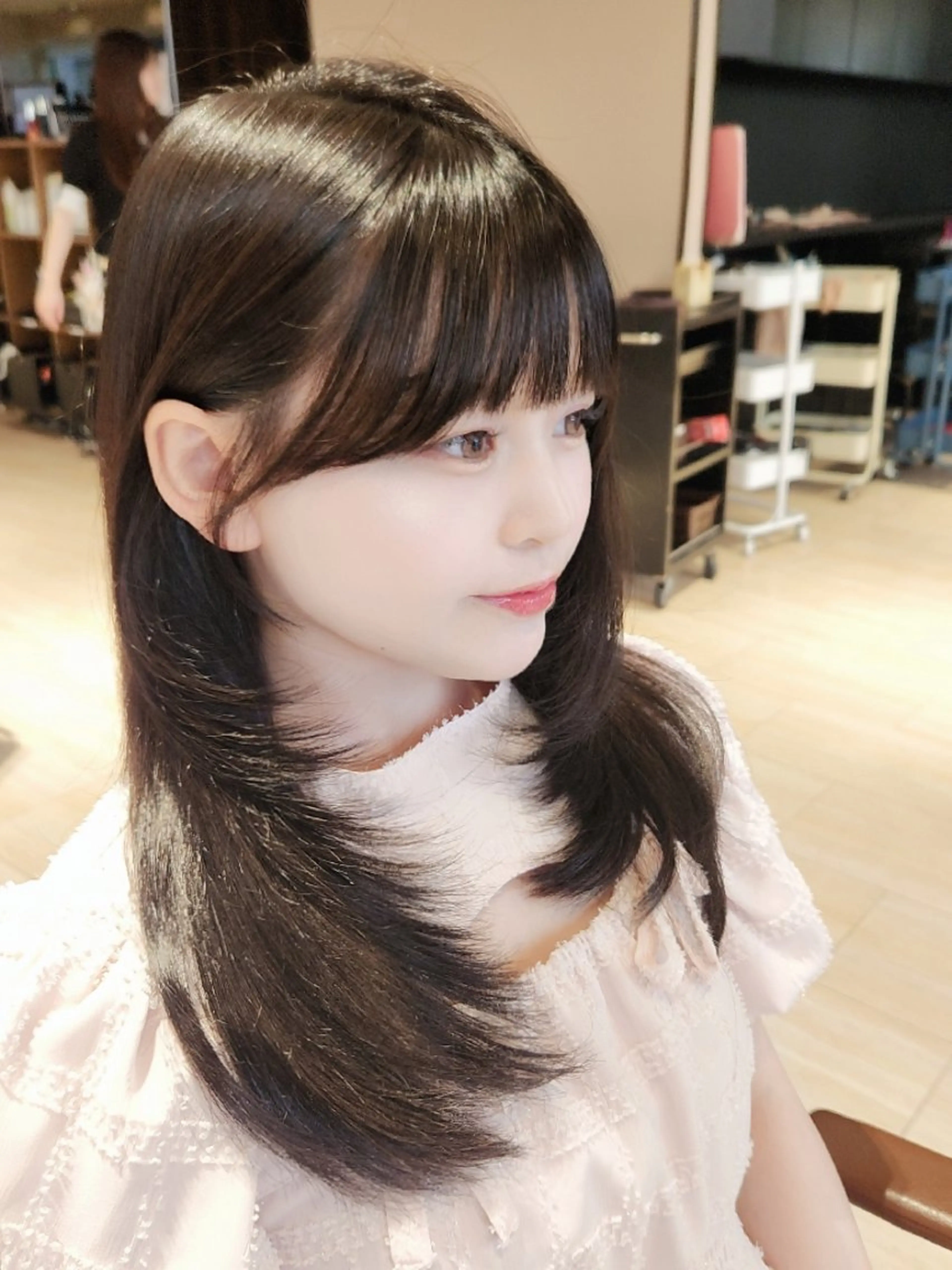 ロング カット ヘアカラー トリートメント Nanako。/韓国 ハッシュカットのヘアスタイル