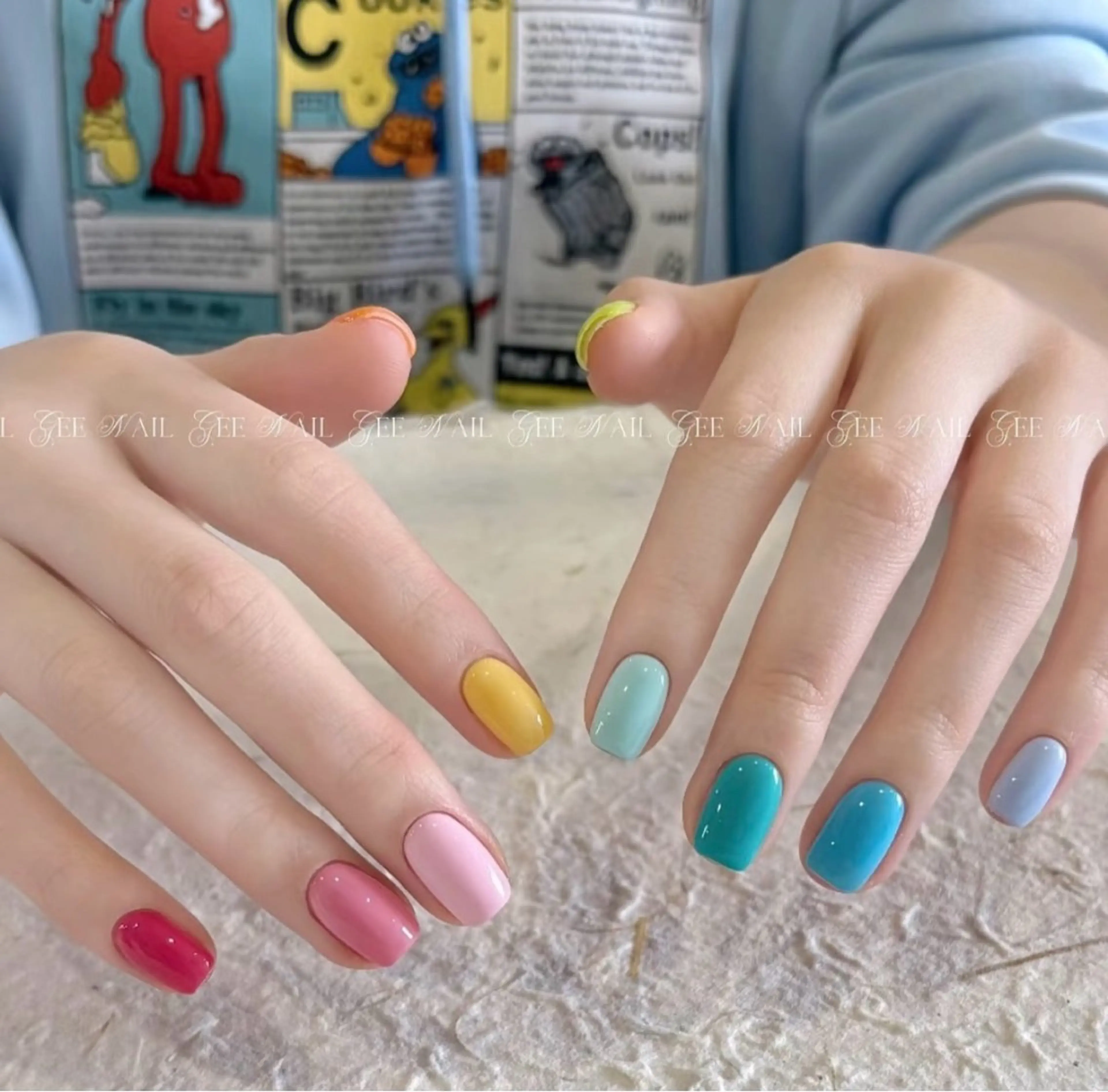 ★「ミニモ学割」 🍓ワンカラーシール4指 ★♥+期限限定🫐の写真