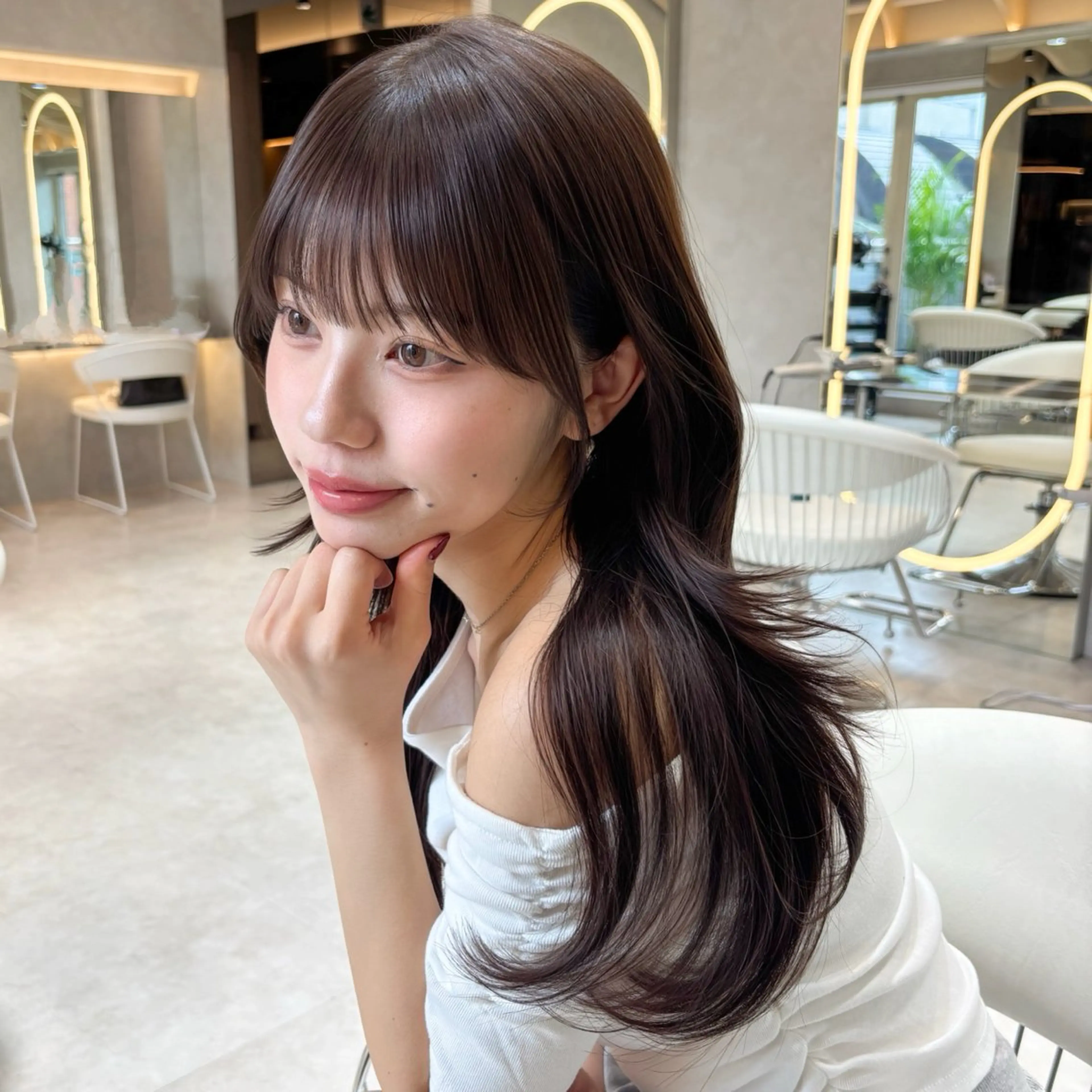 ロング カラー ブラウンカラー くびれヘア 顔周りカット 似合わせカット トリートメント カット ヘアカラー トリートメント 韓国レイヤー🇰🇷 /縮毛矯正💎/月音のヘアスタイル