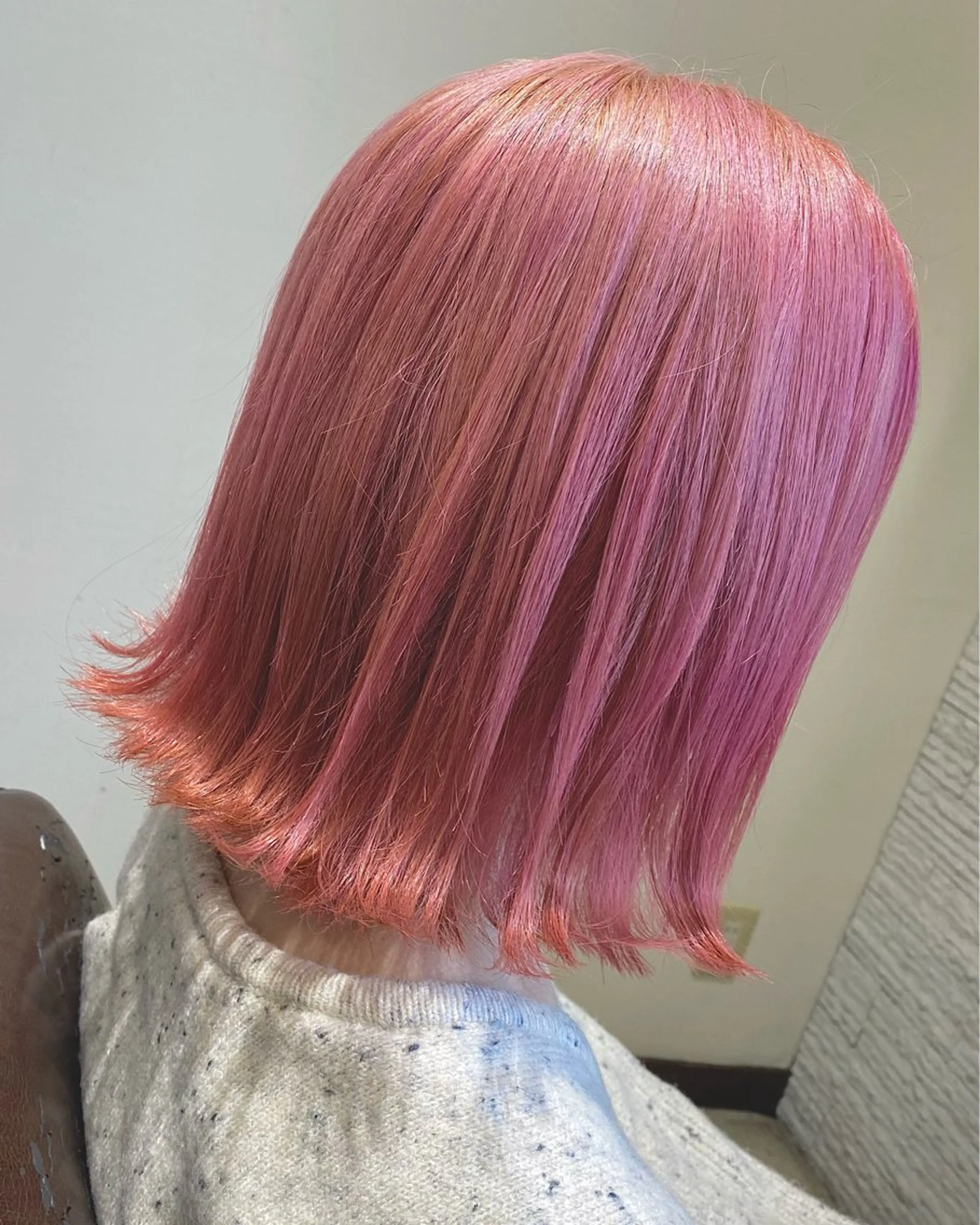 ミディアム カラー ブリーチ ケアブリーチ 透明感カラー ハイトーンカラー ピンクカラー カット ヘアカラー トリートメント AYL　hair桃花台所属・菅野 奏のヘアスタイル