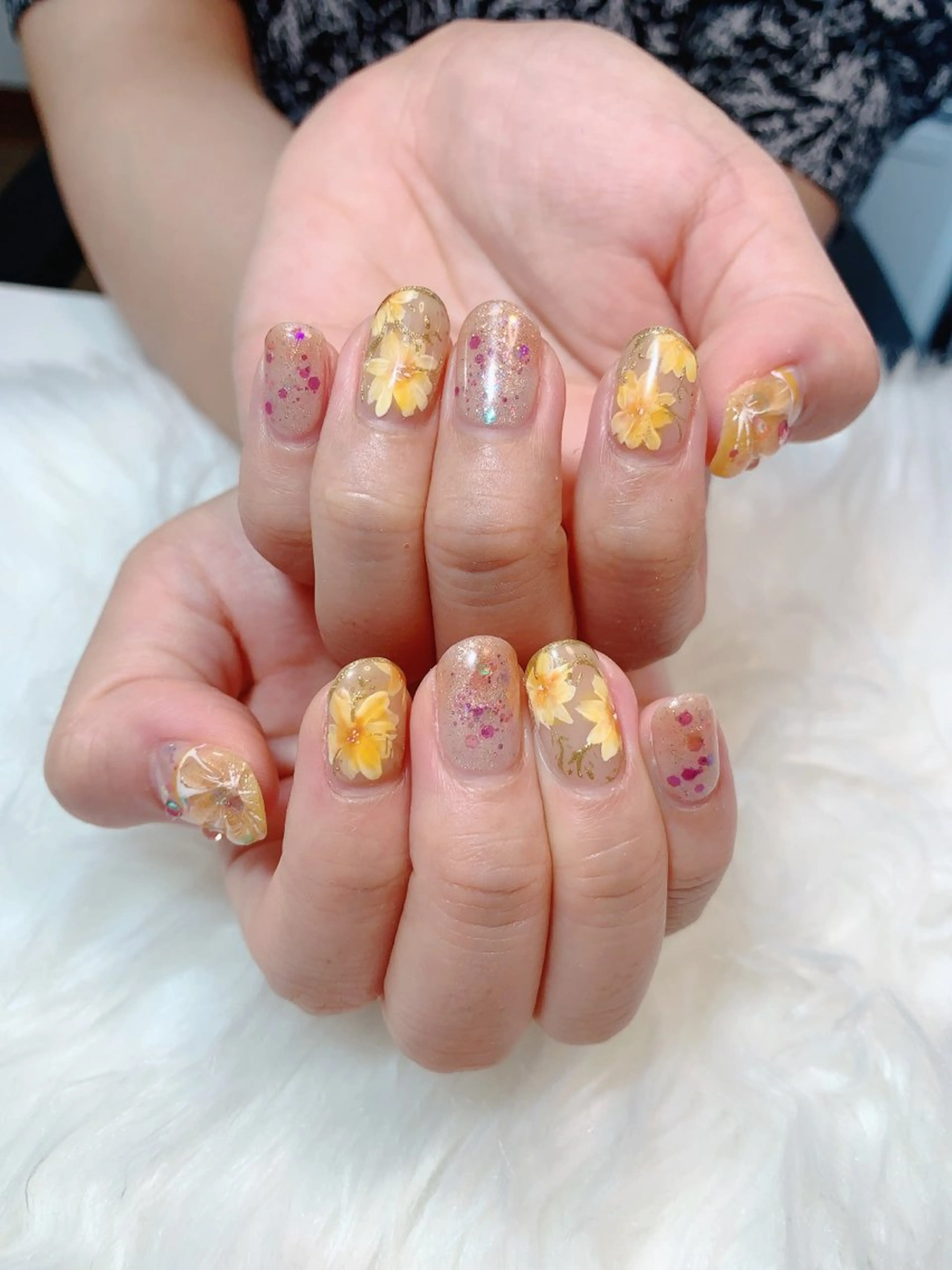 ネイル 高島 夏海のネイルデザイン