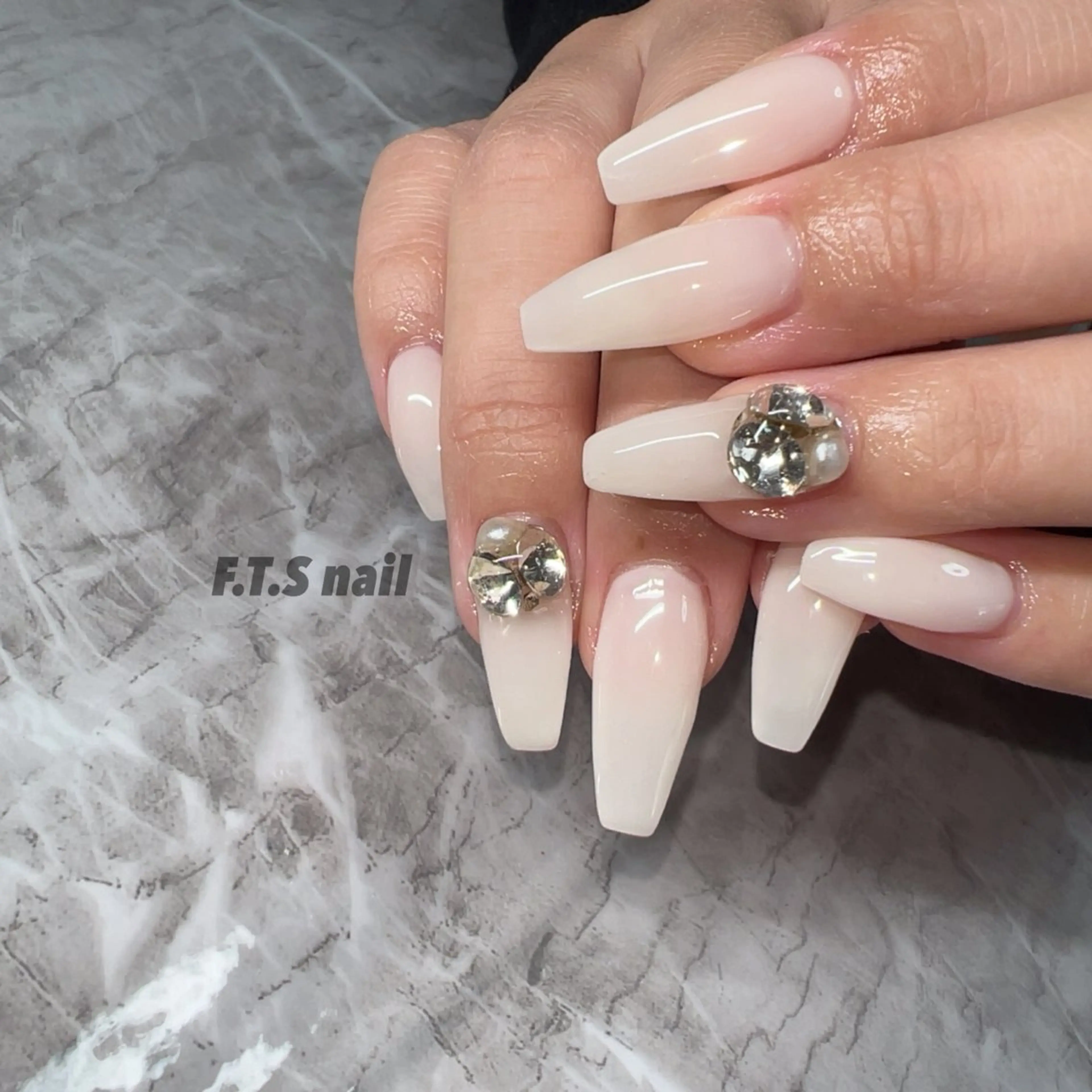 ネイル F.T.S nailのネイルデザイン