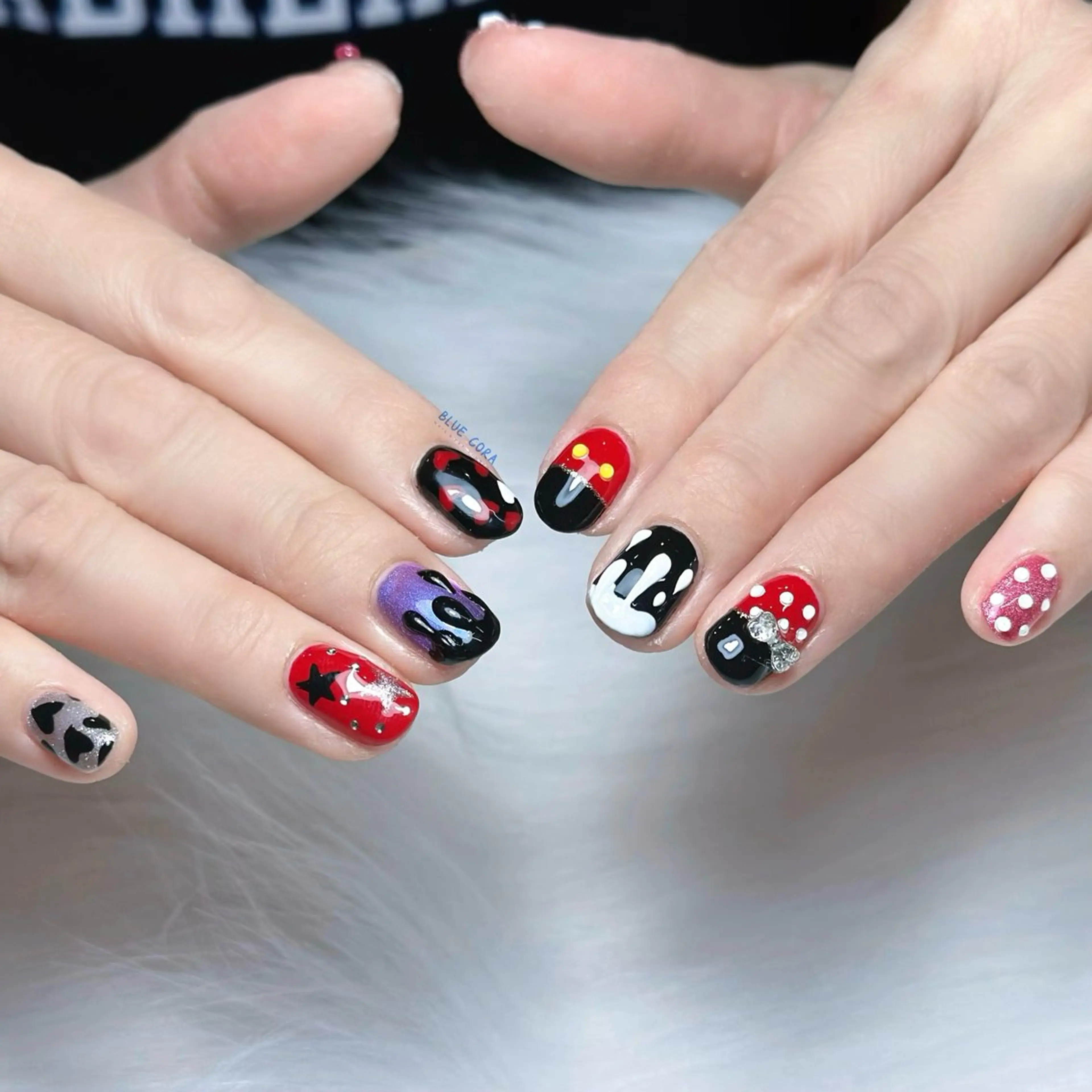 ネイル マグネットネイル マットネイル ハンドネイル ハンドケア BLUE CORAのネイルデザイン