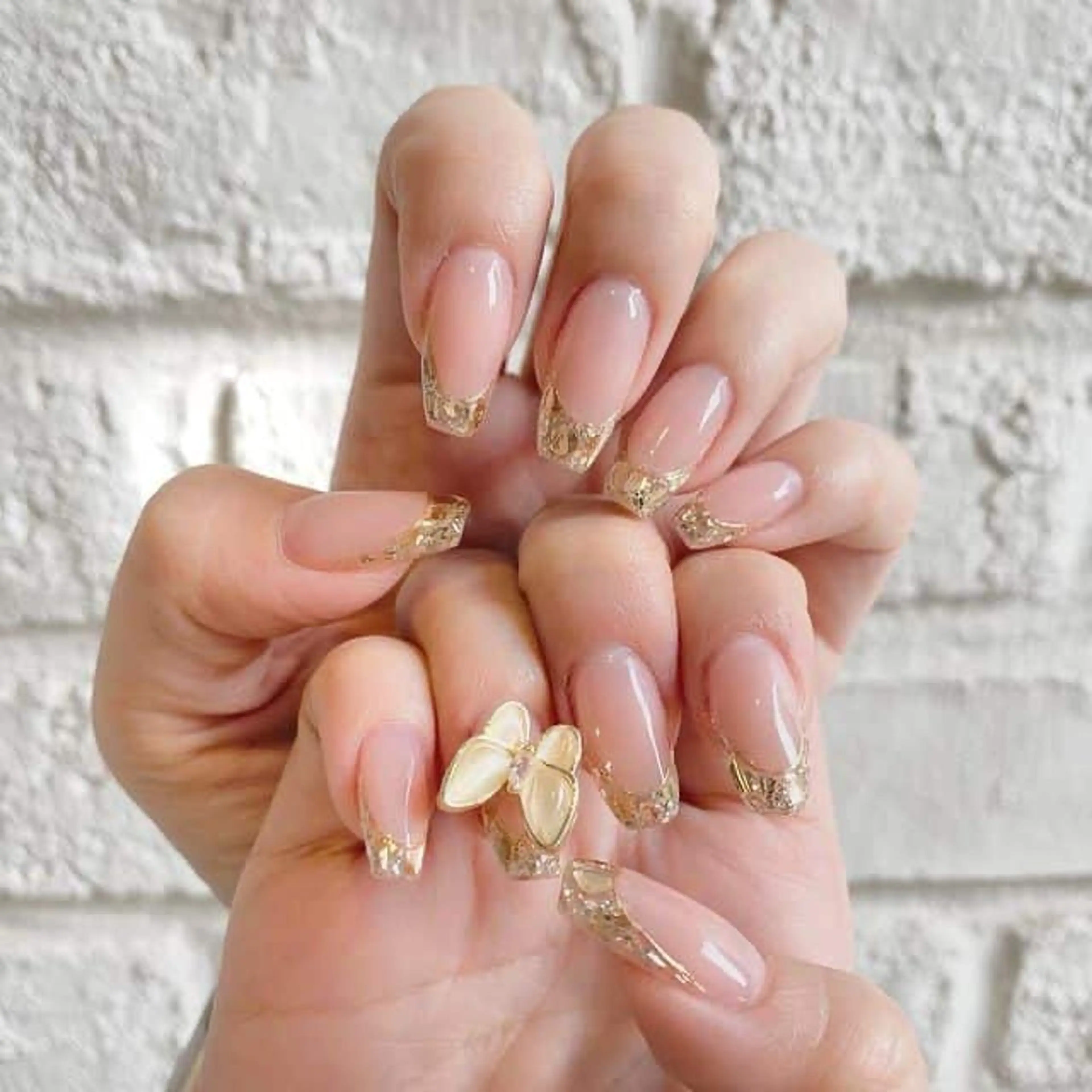 ネイル アートネイル 長さ出し ガーリー 韓国ネイル 持ち込み Rin Nail 新大久保店のネイルデザイン