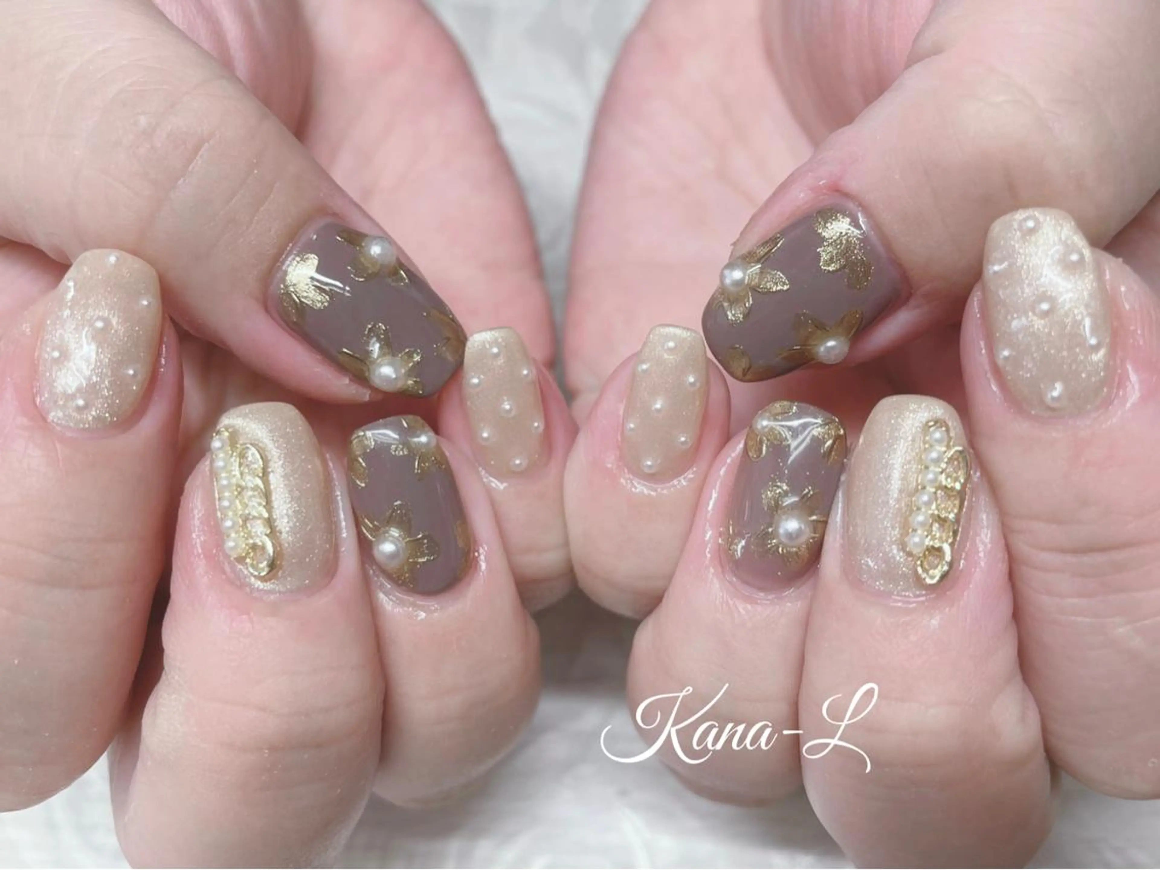 カラー ネイル フラワーネイル ジェルネイル ミラーネイル パラジェル 芦辺 香奈のネイルデザイン