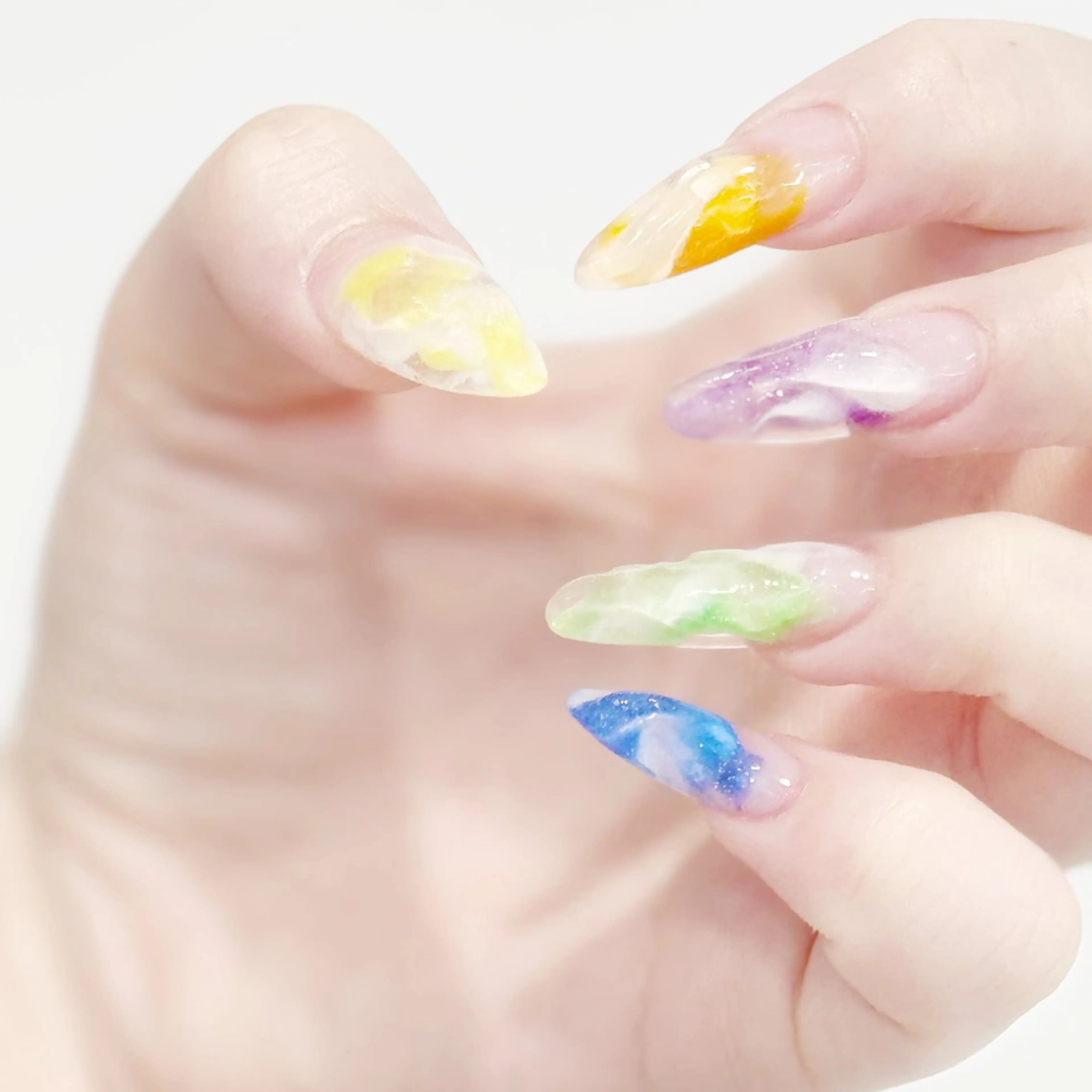 ネイル スカルプネイル ヨーヨーネイル K. NANAのネイルデザイン