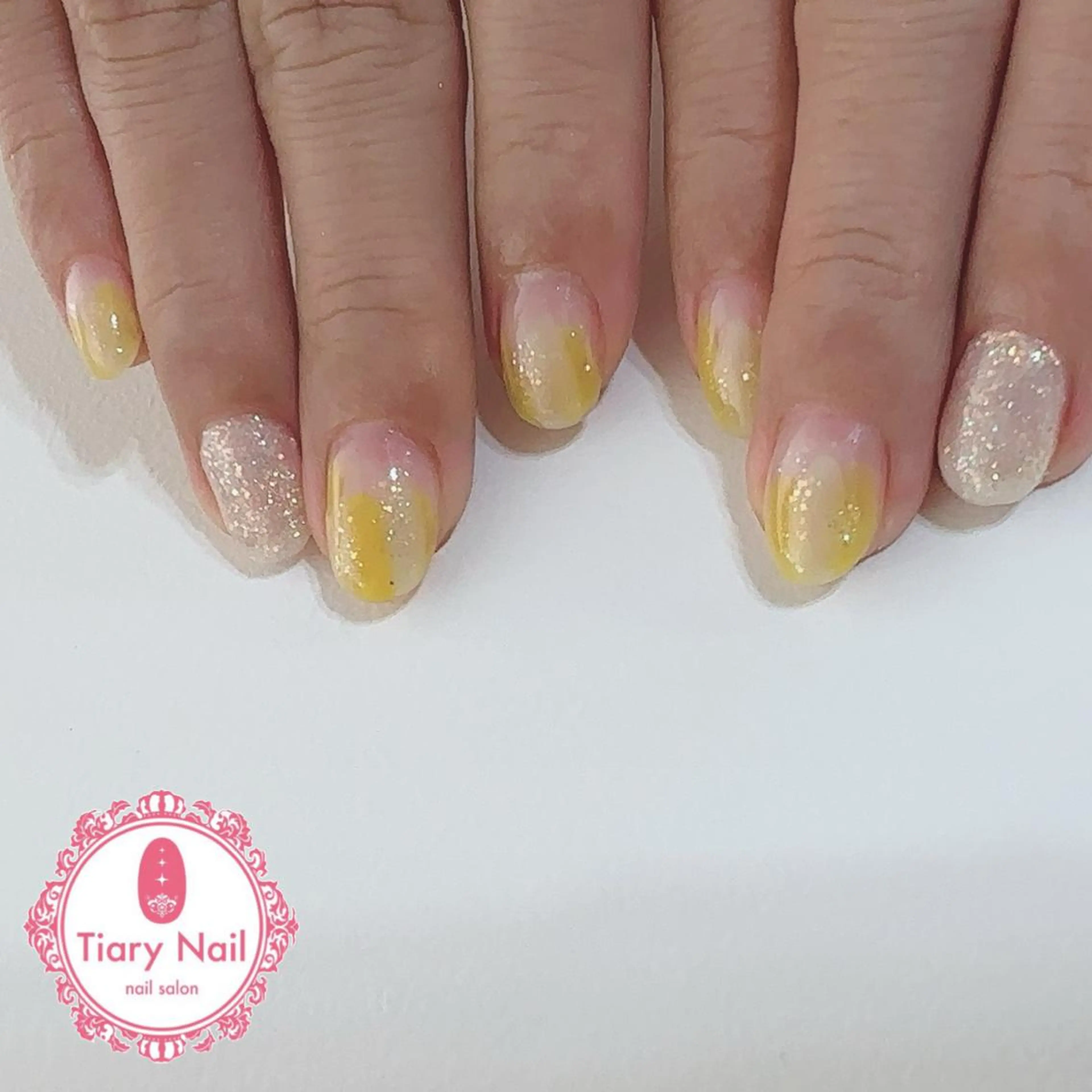 ネイル tiarynail K K🐼のネイルデザイン