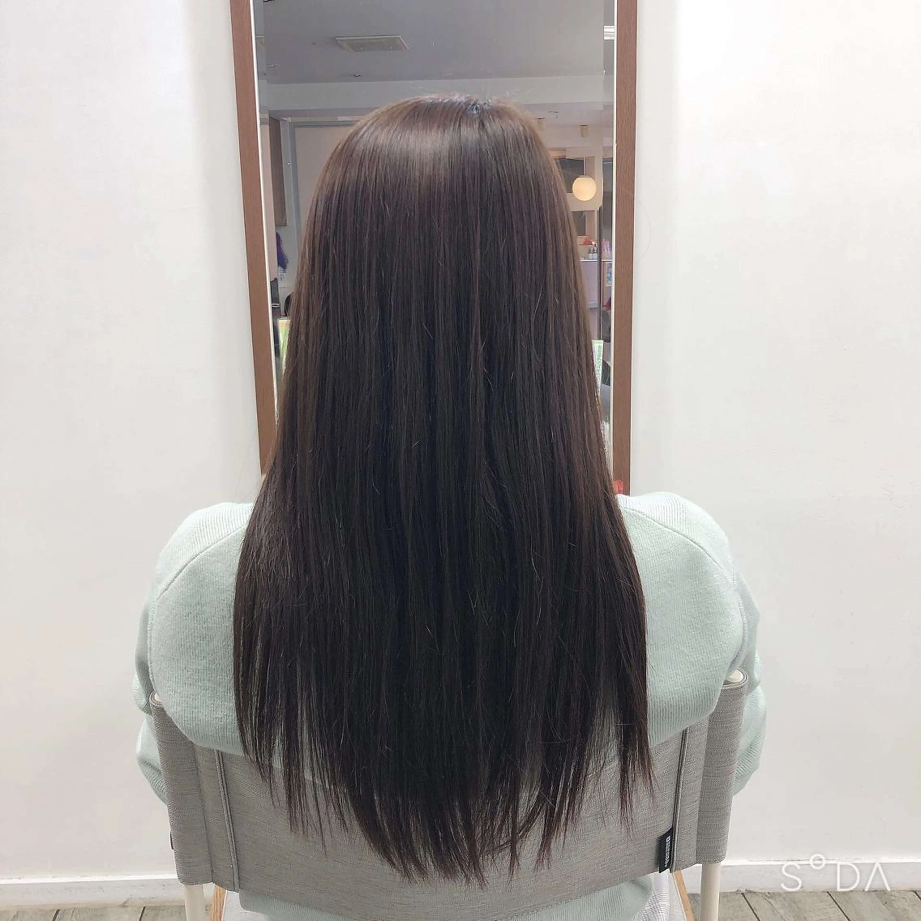 【クセ毛改善メニュー】カット+ハイブリットストレートトリートメントの写真