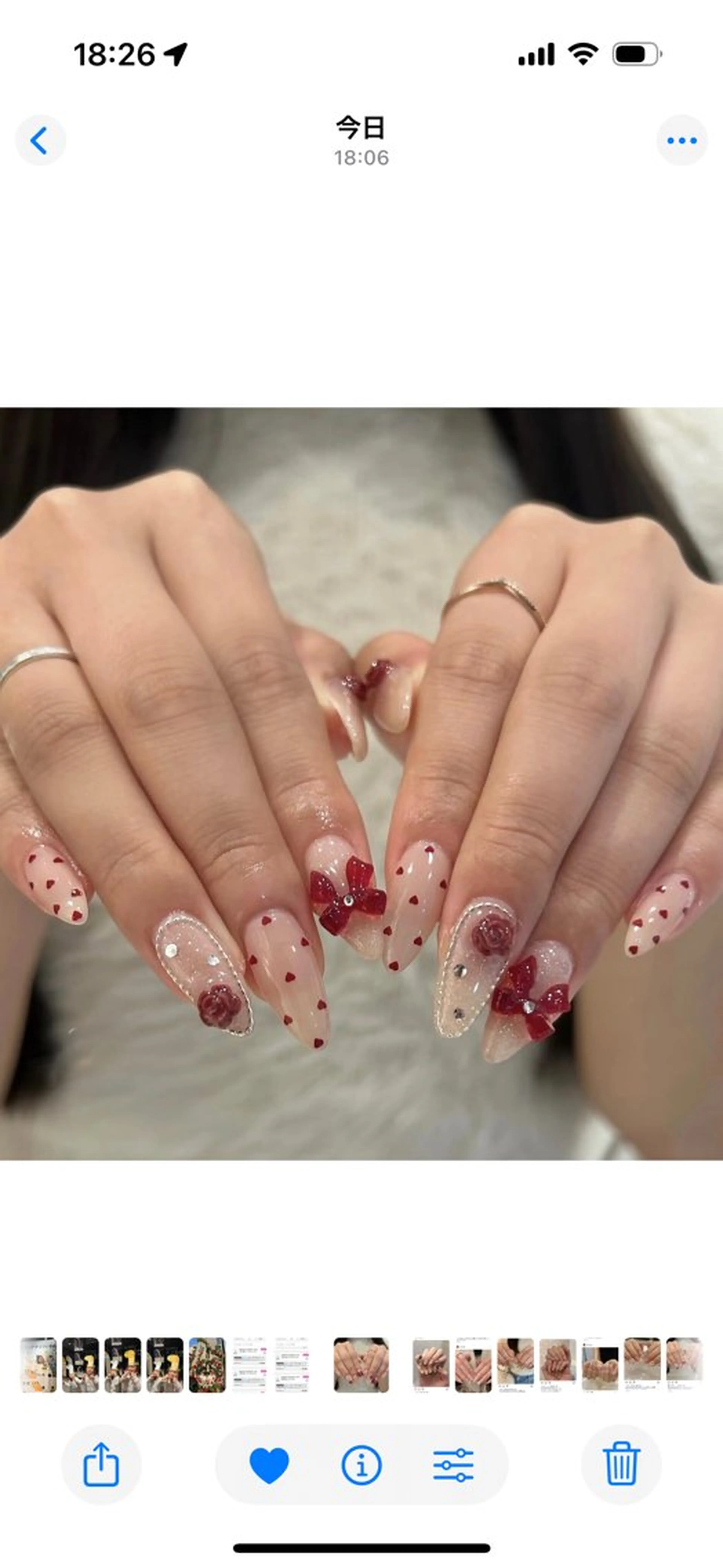 ネイル 成人式 フレンチネイル ジェルネイル ガラスフレンチ キラキラネイル Queeens nailのネイルデザイン