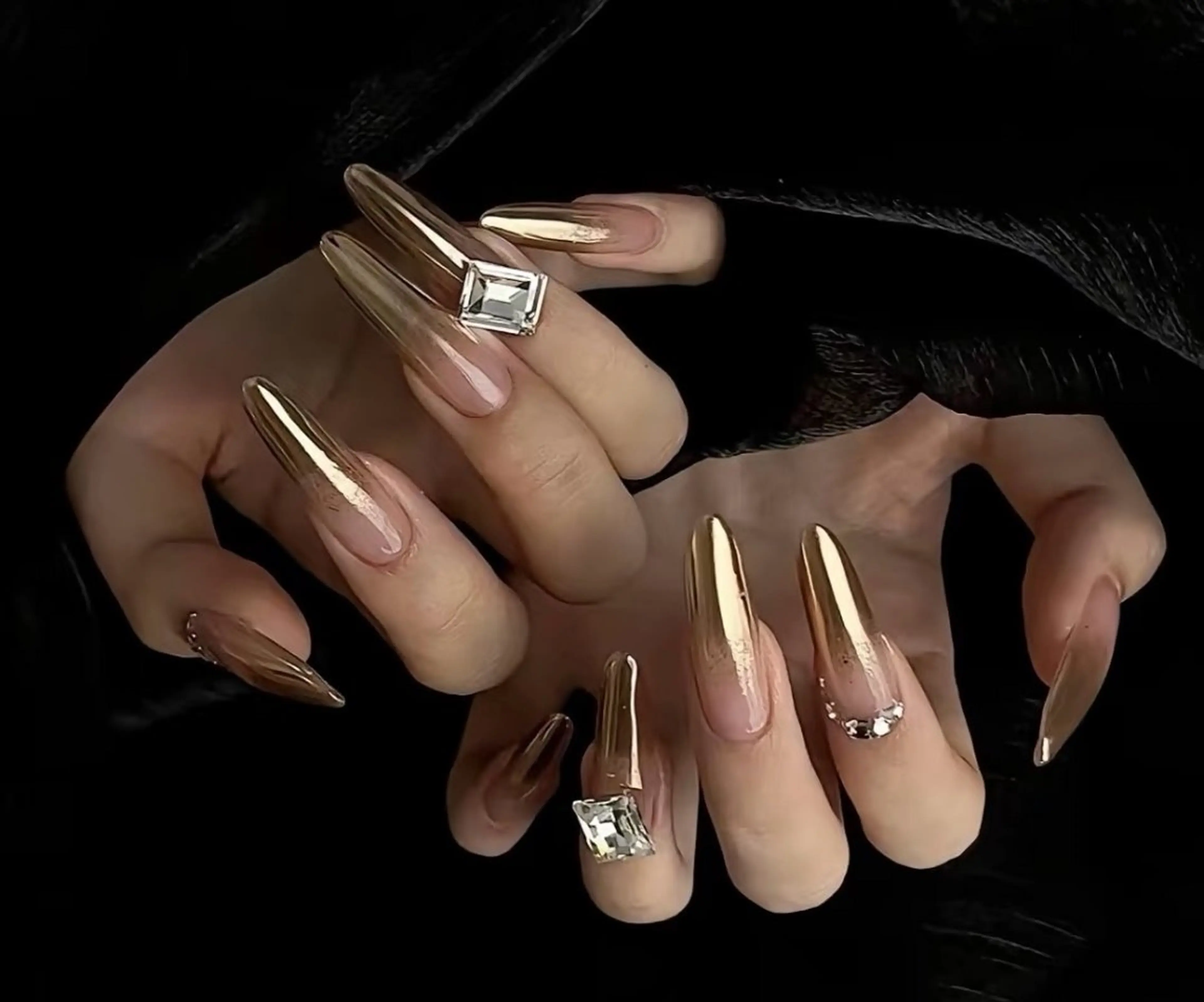 ネイル 高木 維麗絲のネイルデザイン