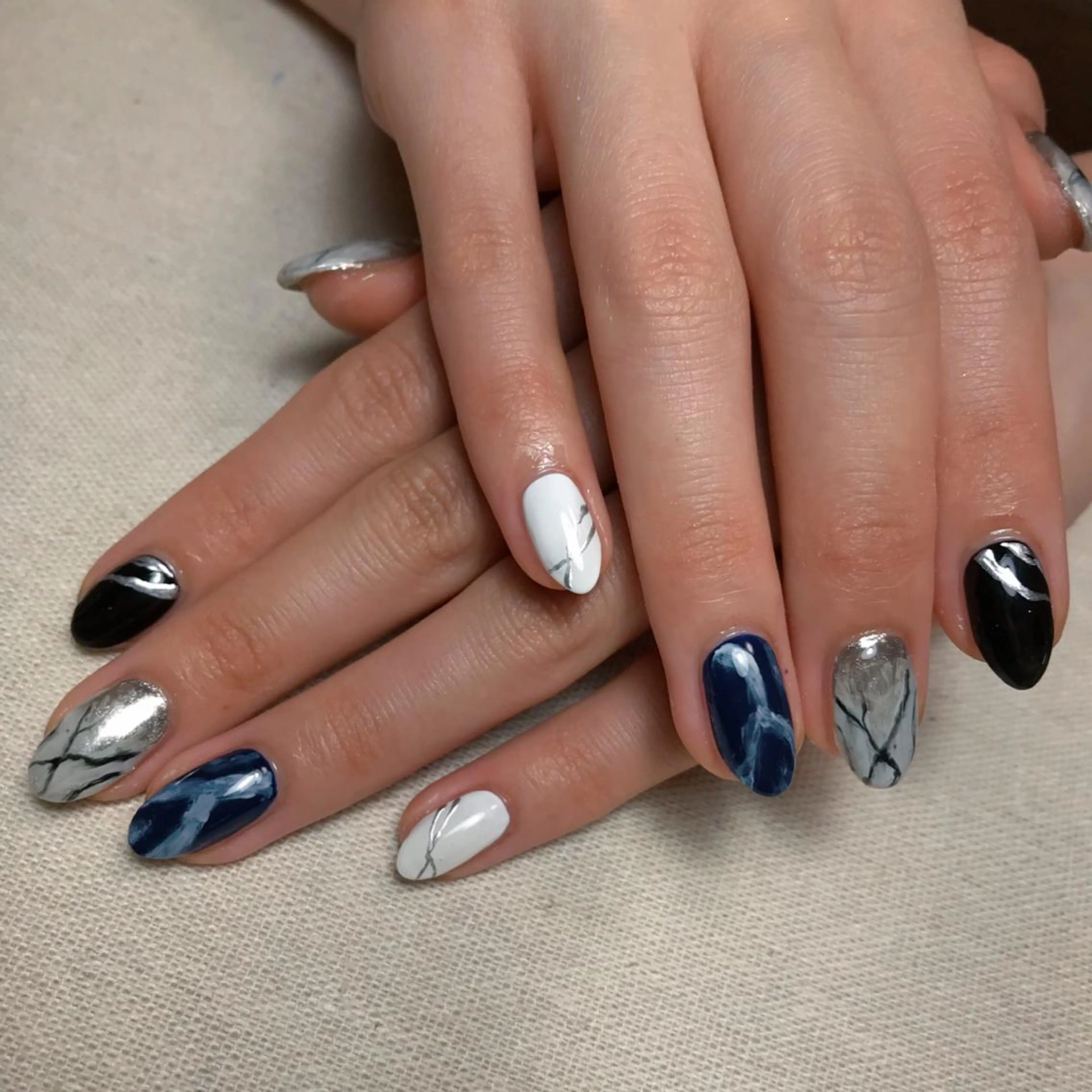 ネイル ハンドネイル 💅chainail _aiのネイルデザイン