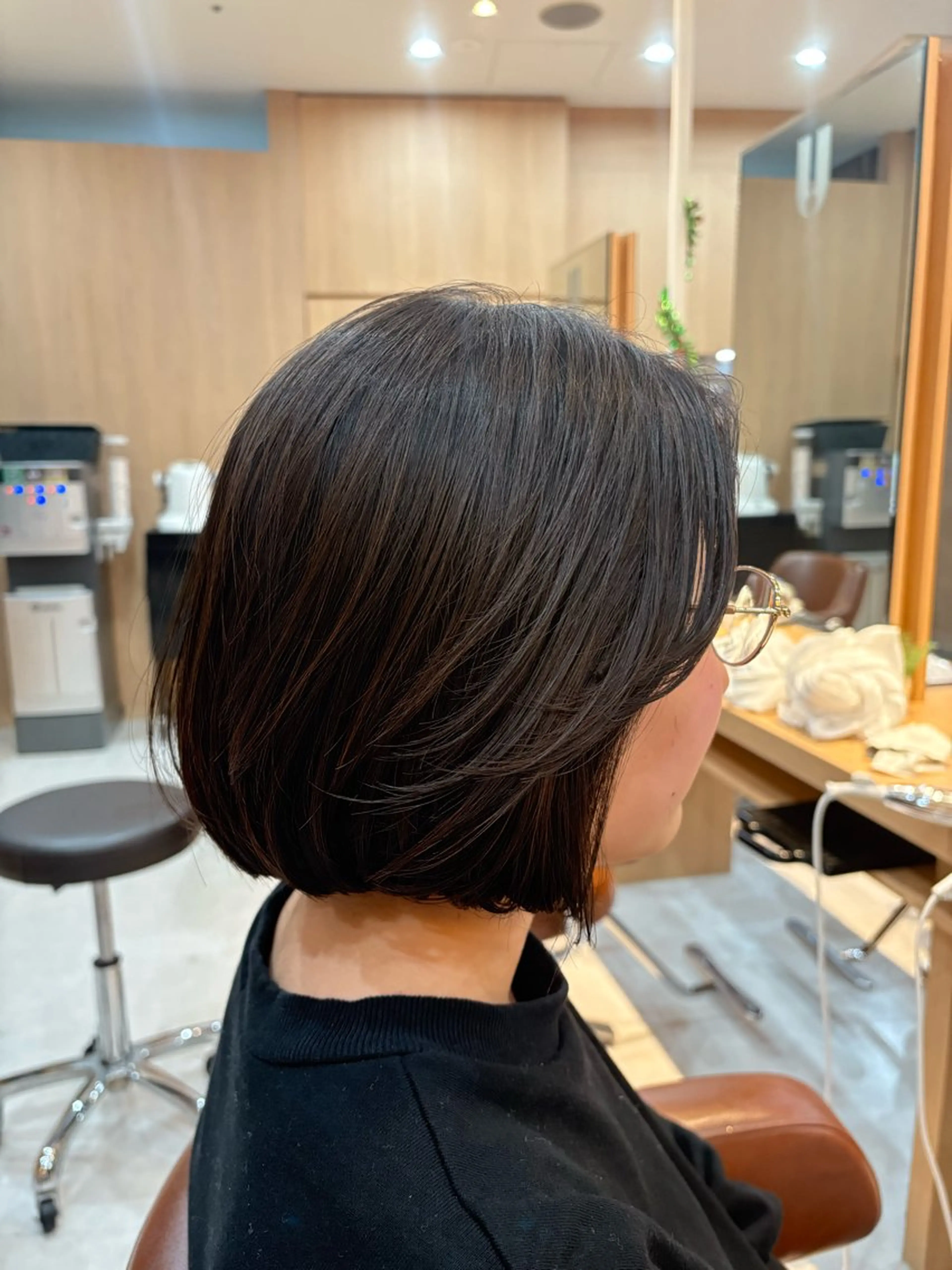 ショート ボブ レイヤーカット カット 宮尾愛海 /溝の口駅 【似合わせパーマ】のヘアスタイル