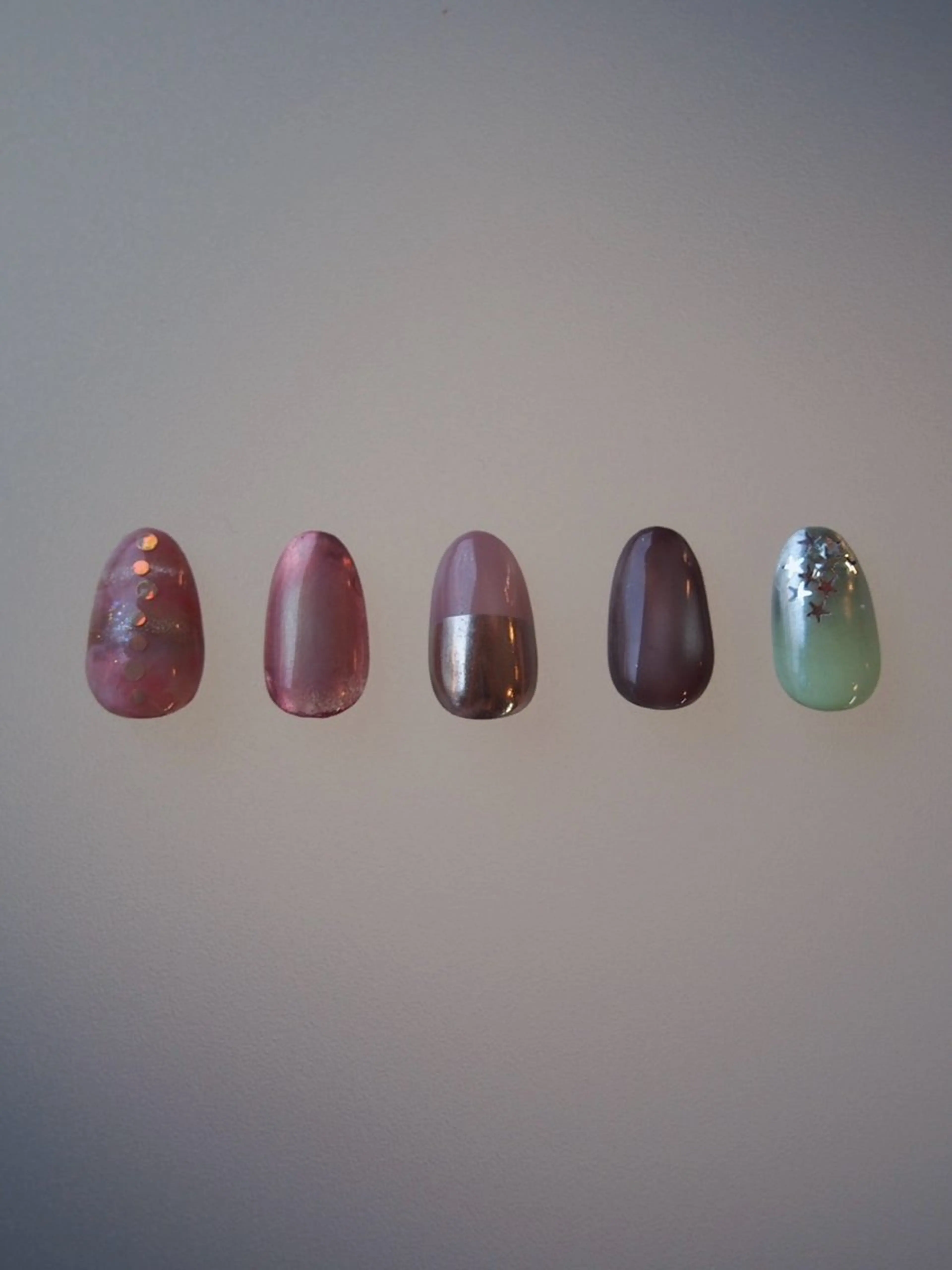 アートサンプルの中から4本アート🎨【オフあり】アート以外のお爪はワンカラーorマグネットの写真