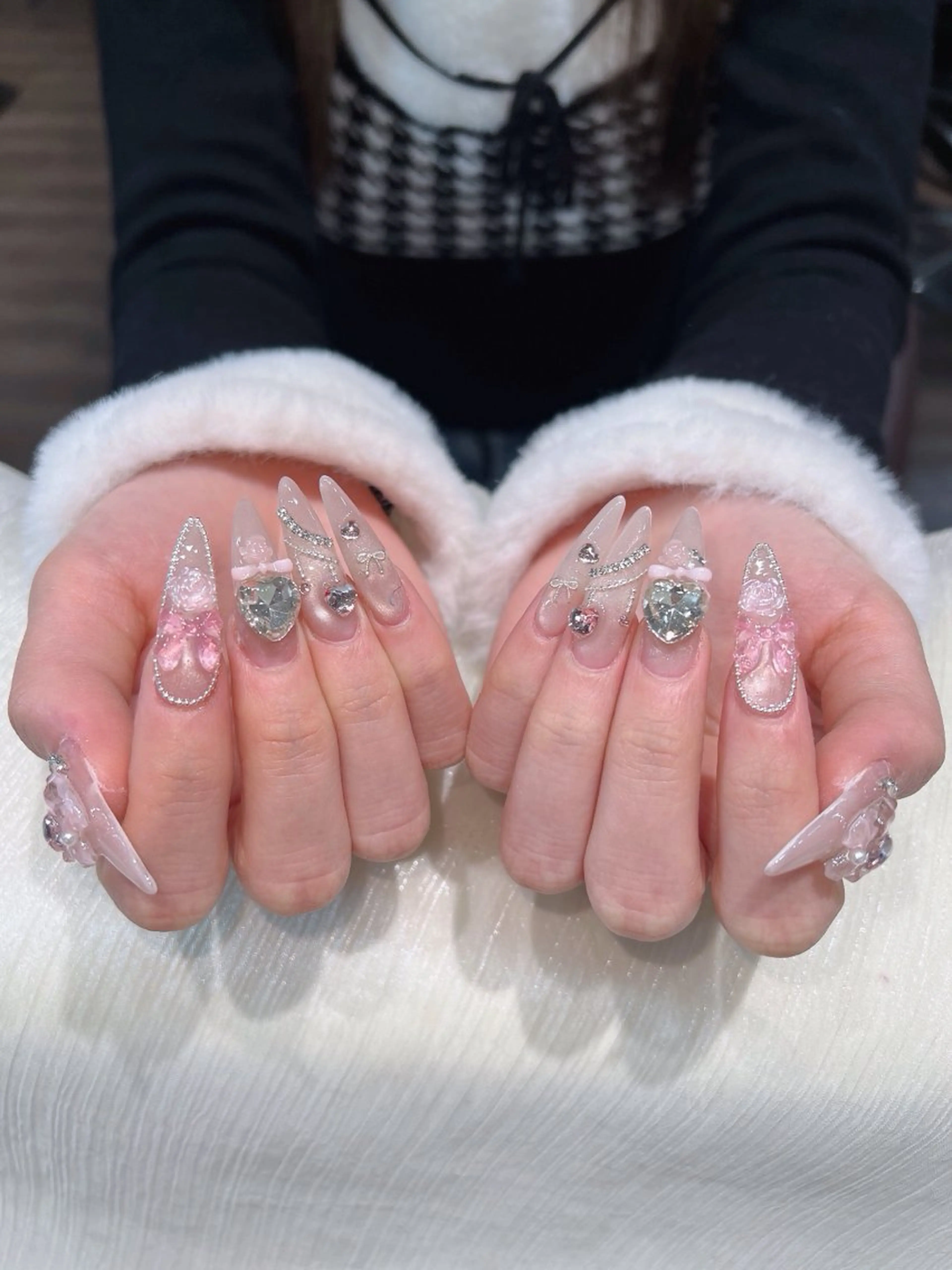 ネイル オーロラネイル ボルドー ブラウン 氷ネイル・うるうるネイル キラキラネイル ハンドネイル Sora  Nail 長さ出し専門店のネイルデザイン