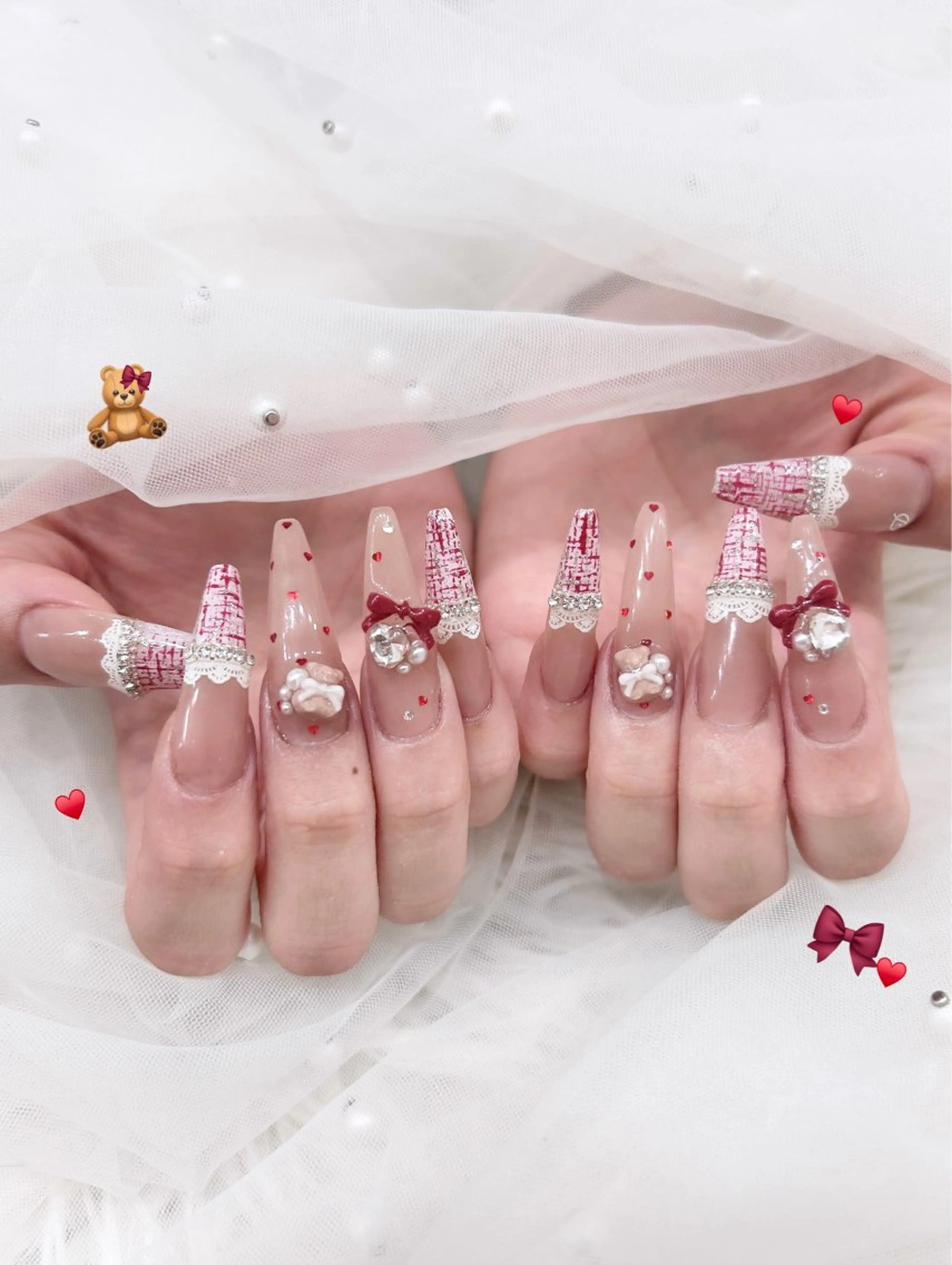 ネイル ハンドネイル ️🫧みつき/ 渋谷/痛ネイル️🫧のネイルデザイン