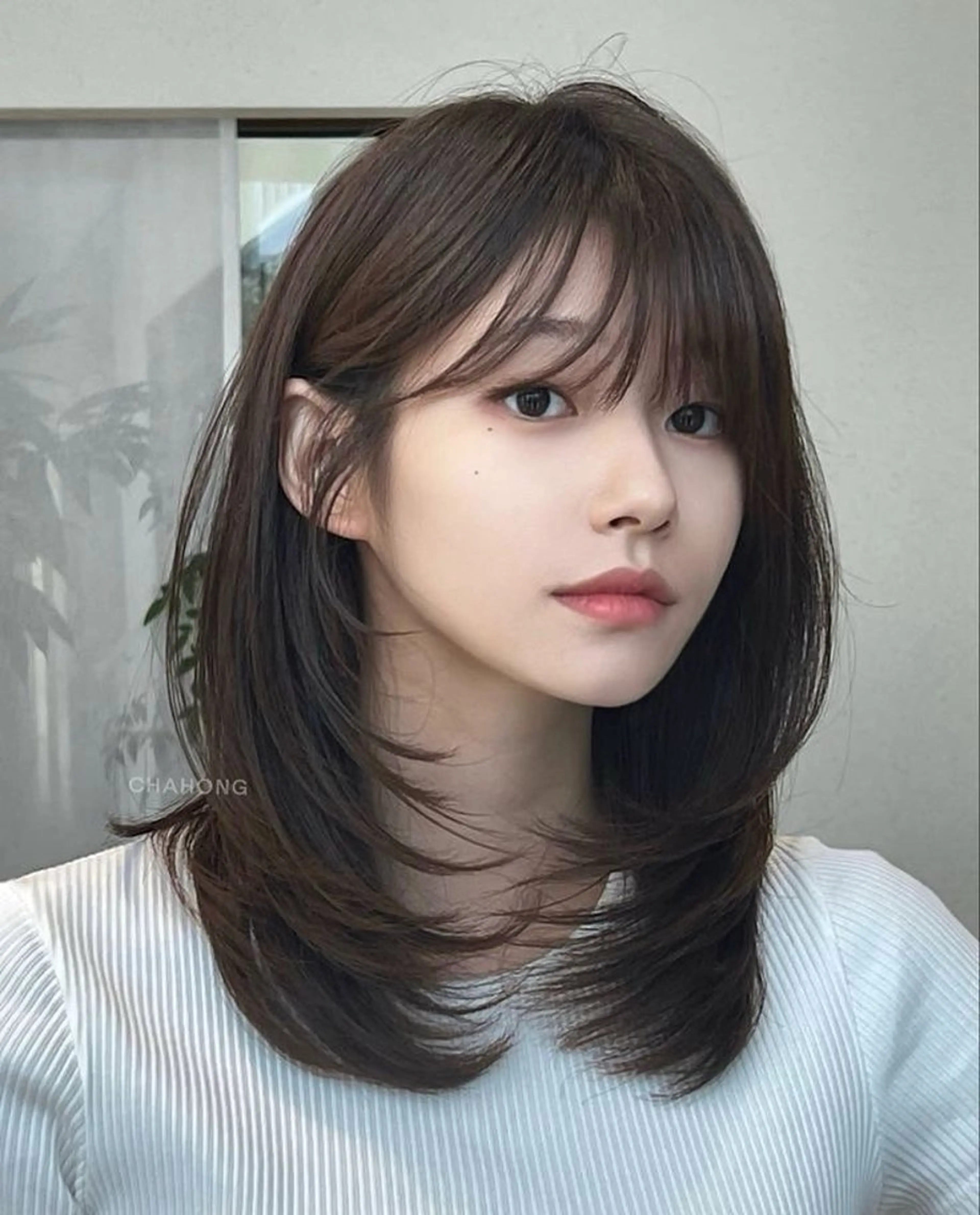 ミディアム ケアカラー ボブ 髪質改善 韓国風ヘア レイヤーカット カット トリートメント 韓国レイヤ ー支持No.1renのヘアスタイル
