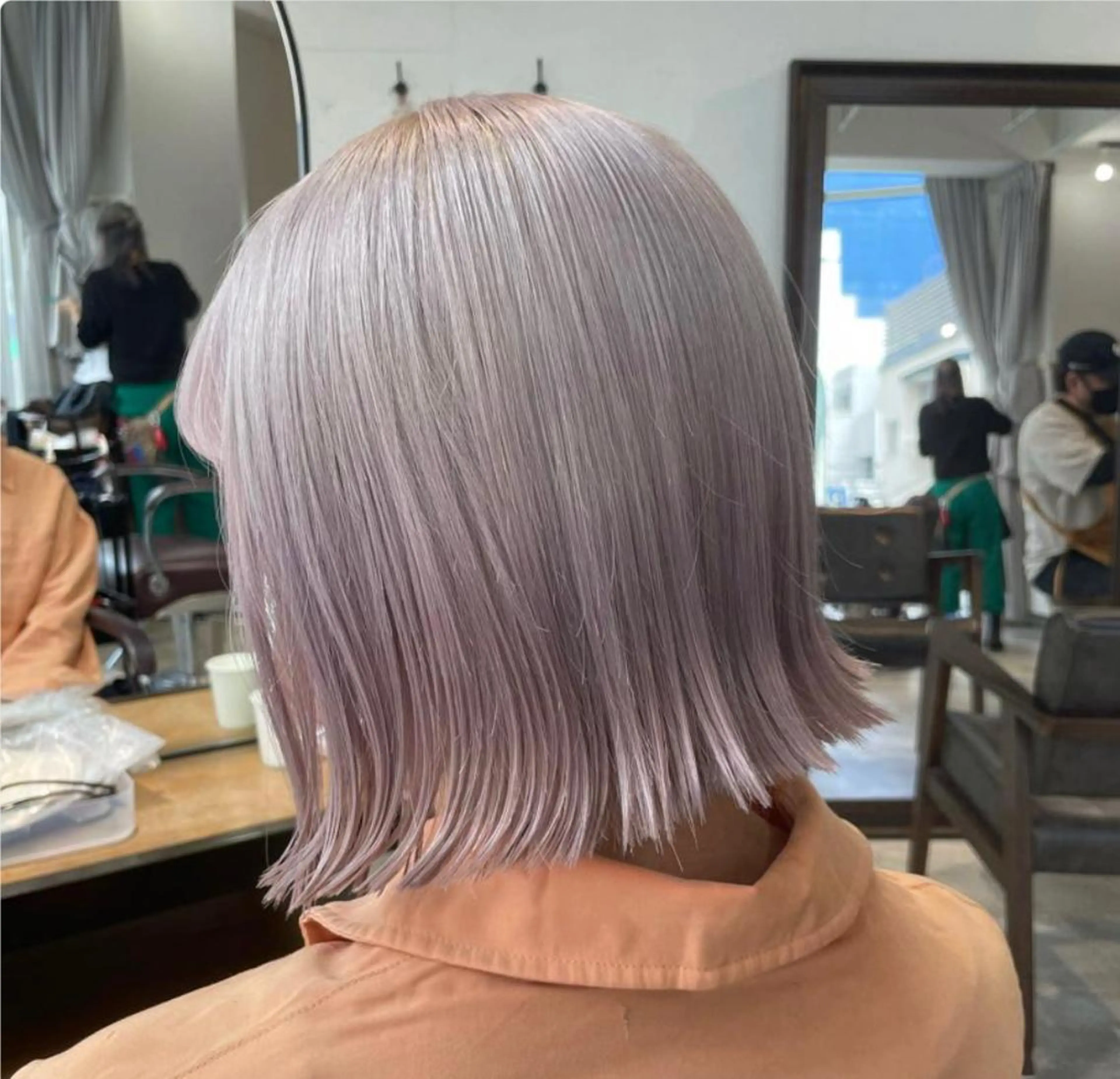 ミディアム カラー ヘアアレンジ ヘアカラー 🌹TikTok４万 ﾌｫﾛﾜｰ🌹AKIのヘアスタイル