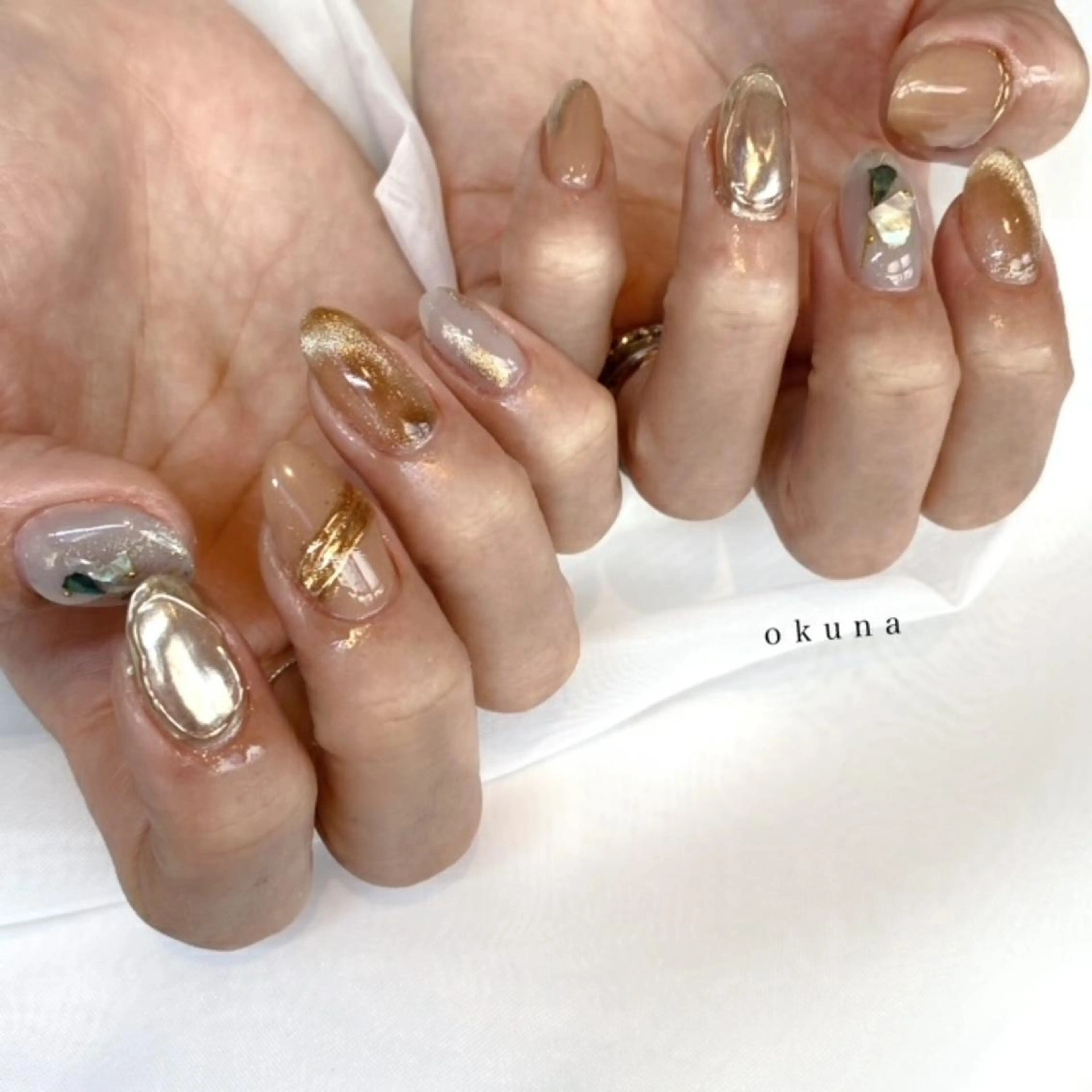 ネイル マグネットネイル ミラーネイル ニュアンスネイル ハンドネイル パンチャパンチャ ネイルサロンのネイルデザイン