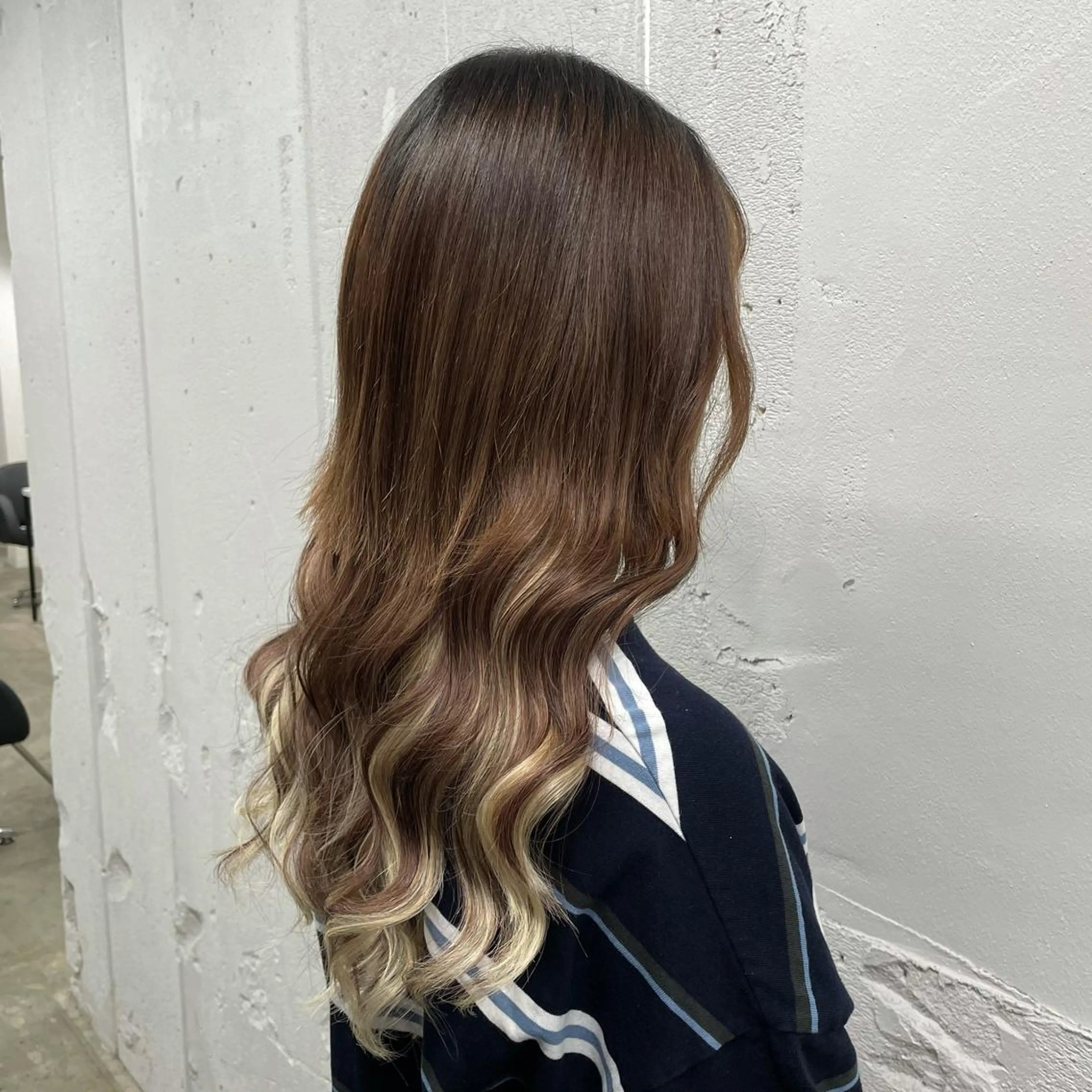 ロング カラー シールエクステ バレイヤージュ ミストバング ダブルカラー  フェイスフレーミング ヘアカラー エクステ 🧡艶髪ちゅるん髪 🫧🧡YUKI❄️のヘアスタイル