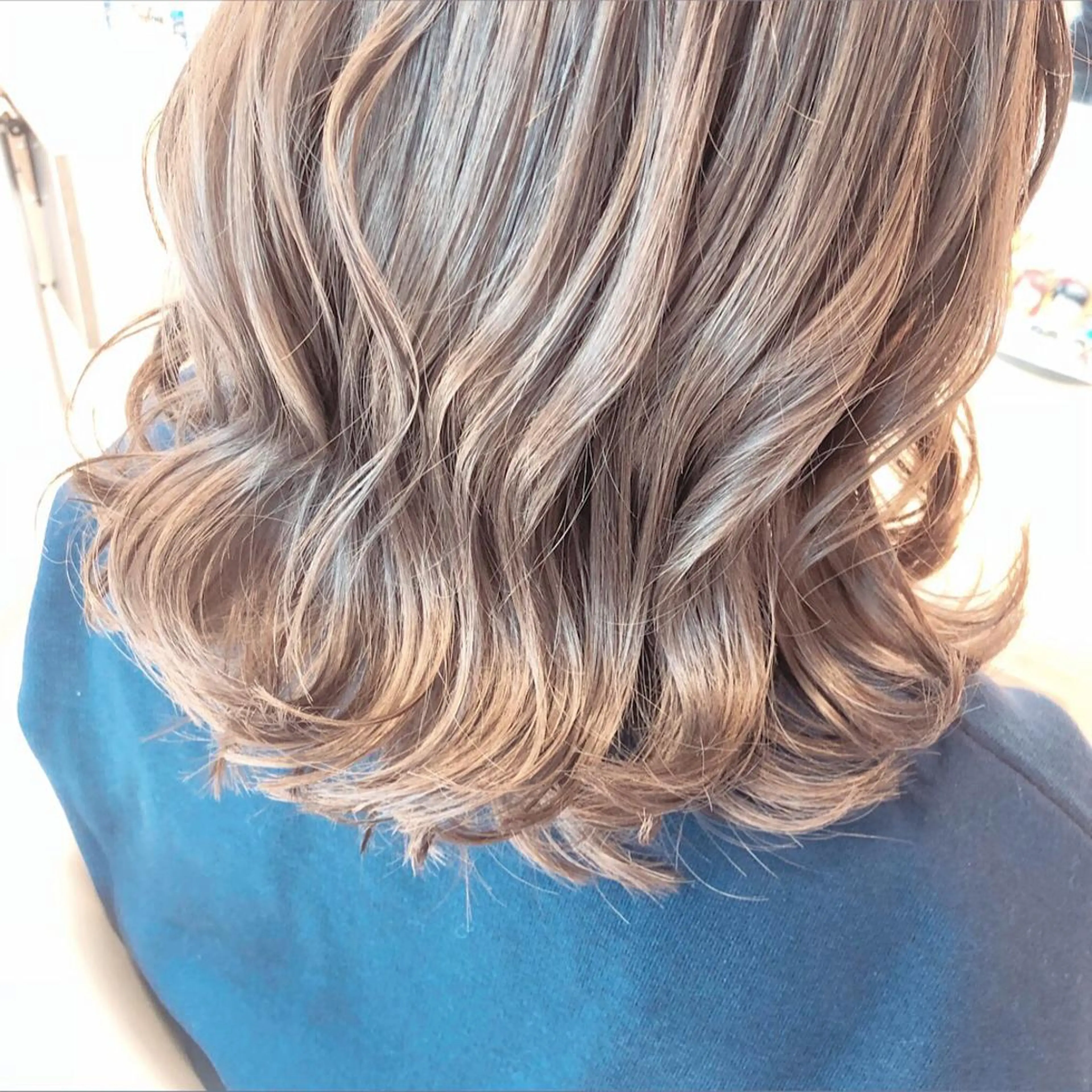 ミディアム トリートメント 松佐 ゆかりのヘアスタイル