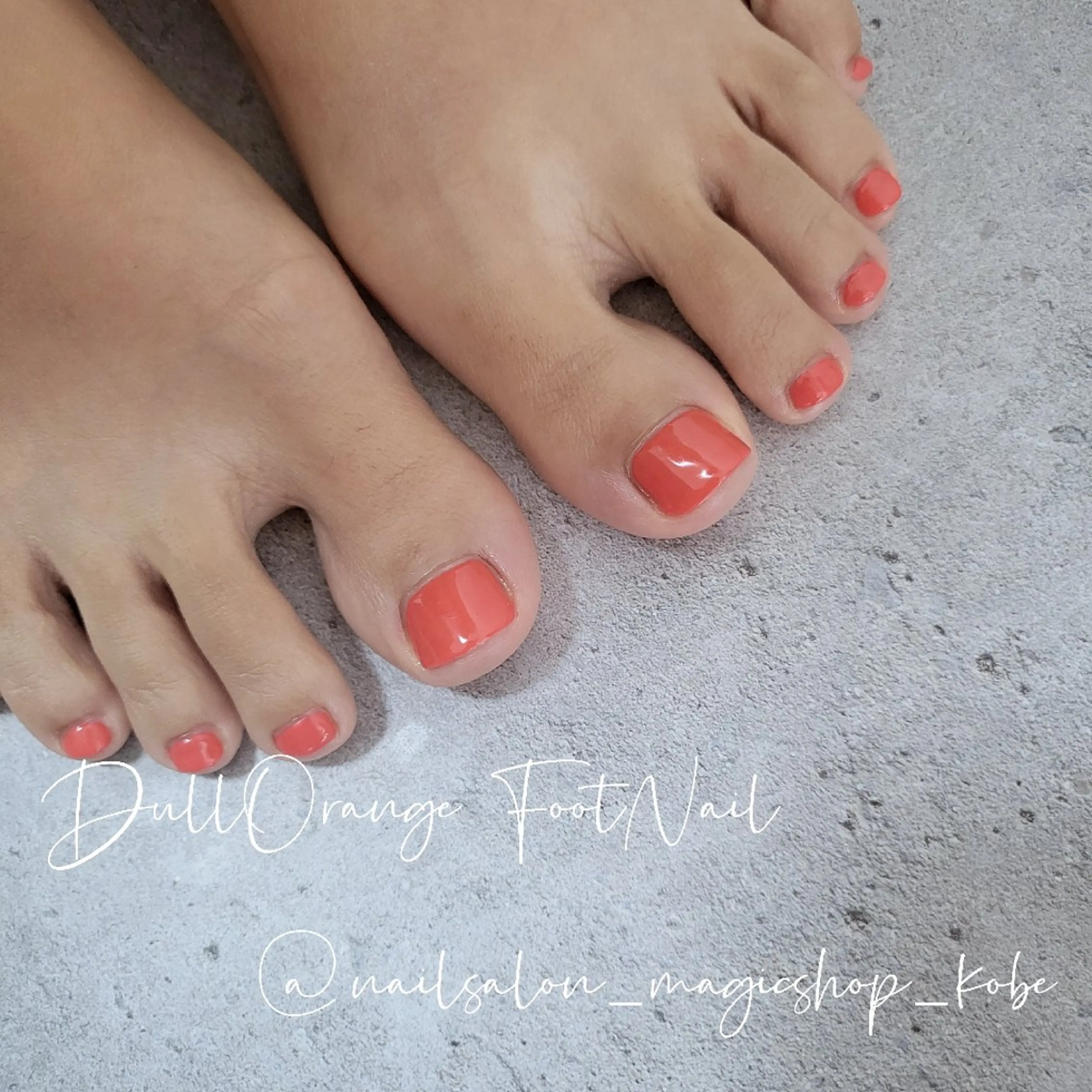 ネイル フットネイル ジェルネイル ワンカラーネイル オレンジ ソフトジェル フットネイル Nailsalon MagicShopのネイルデザイン