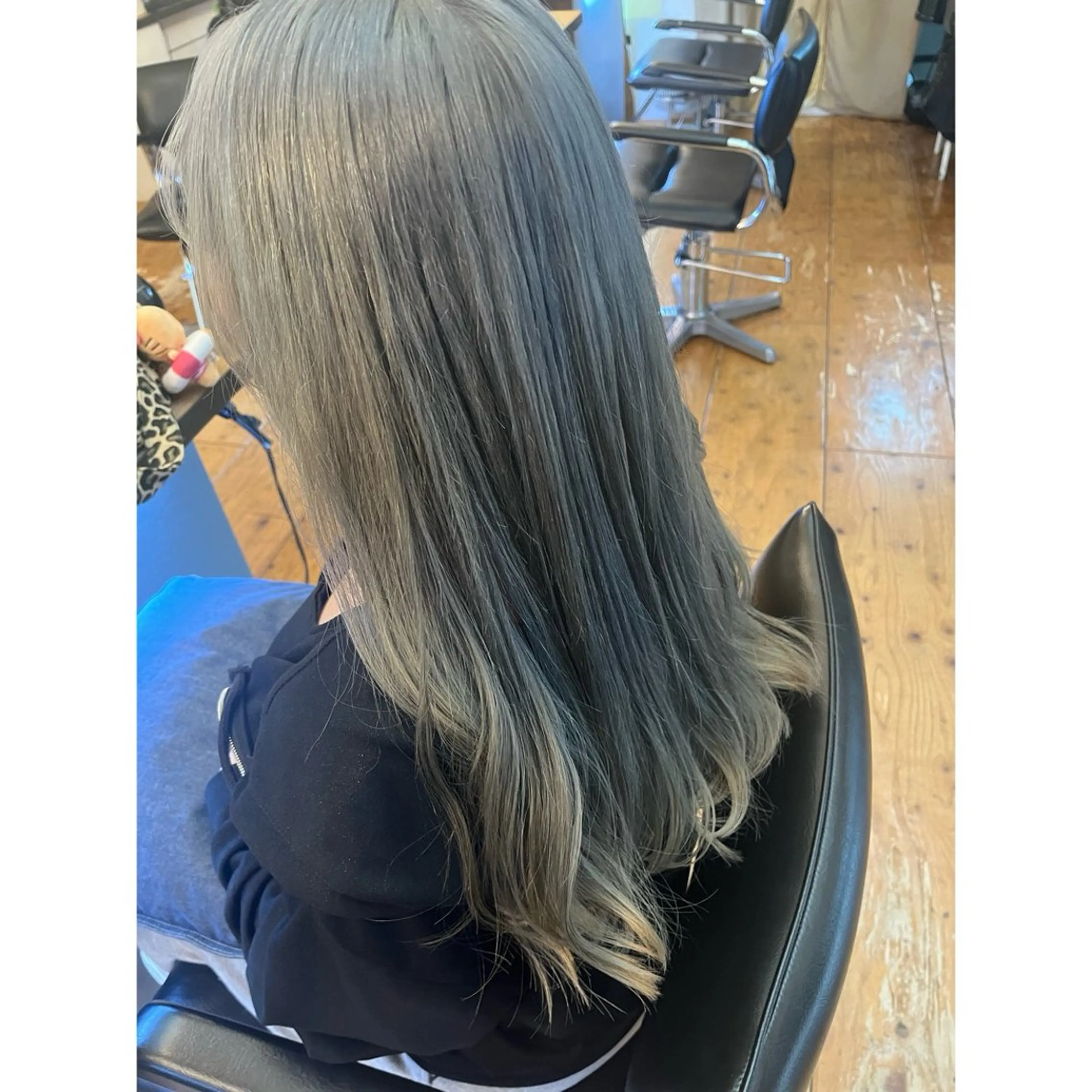 ロング カラー Lagom なかだのヘアスタイル