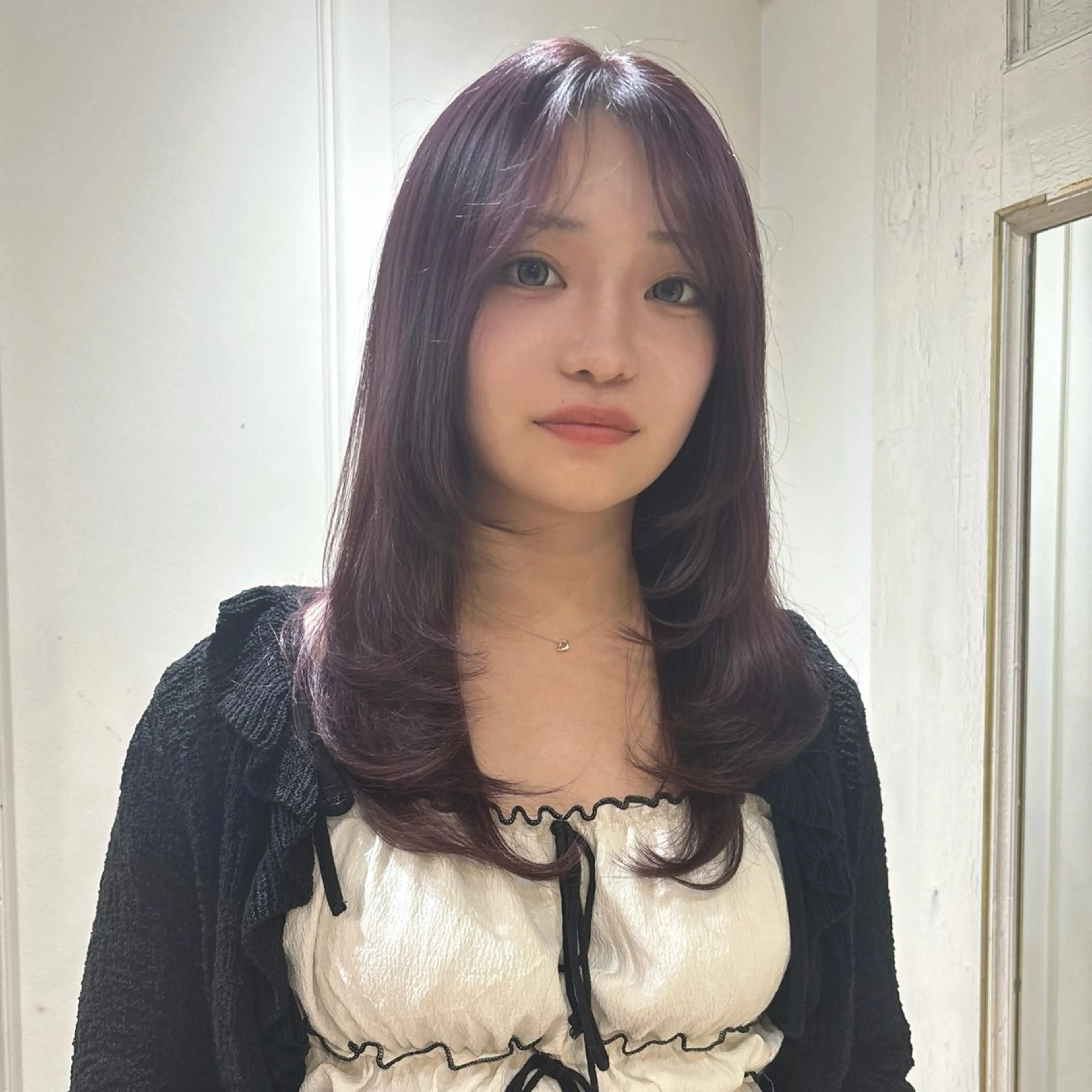 ミディアム カラー ベージュカラー グレージュ ラベンダーカラー ラベンダーベージュ ハッシュカット ヘアカラー ブリーチなしベージュ カラー✨Takeのヘアスタイル