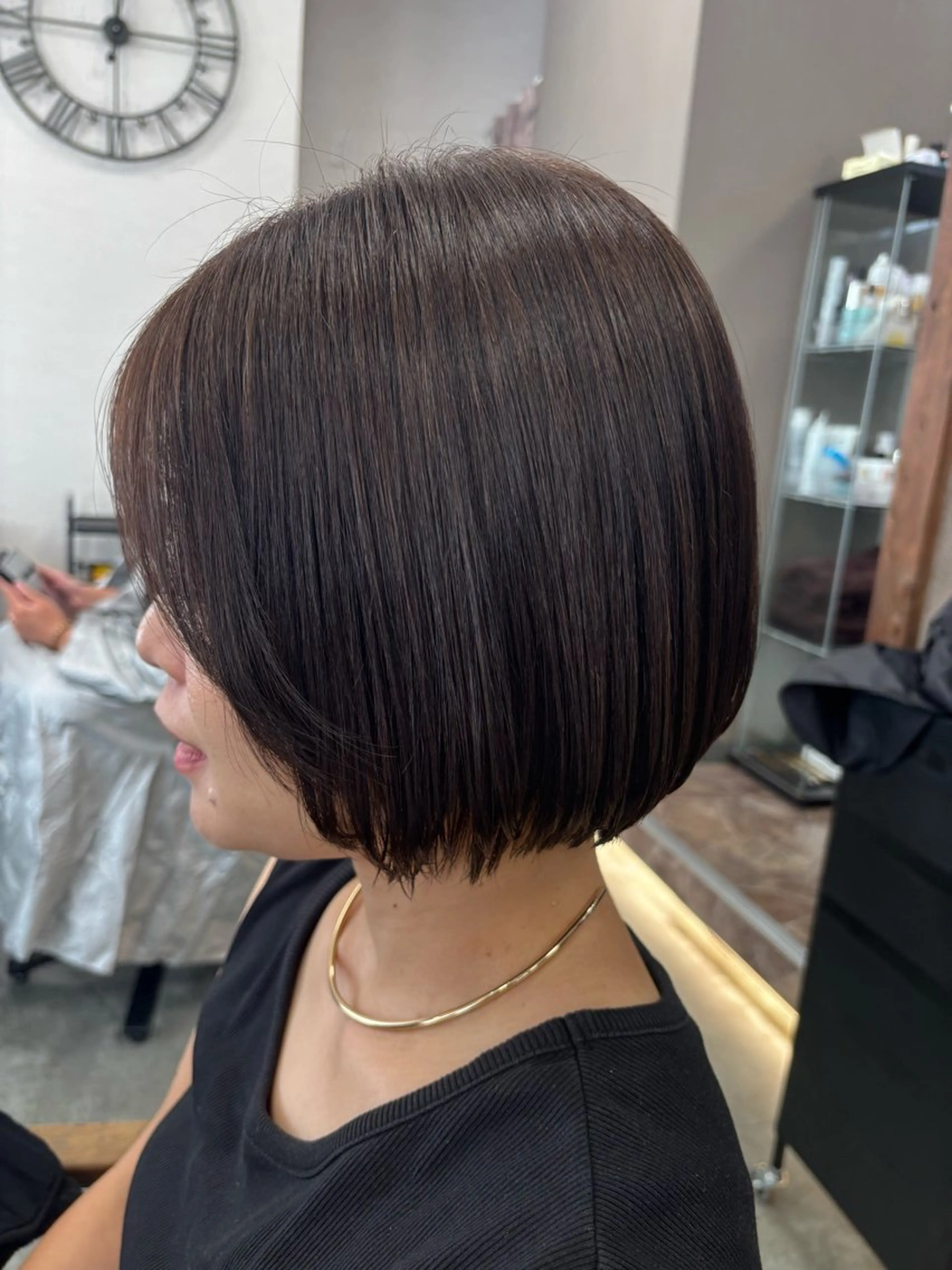 ショート ショートボブ ボブ 髪質改善 レイヤーカット ショートヘア 市毛 結菜のヘアスタイル