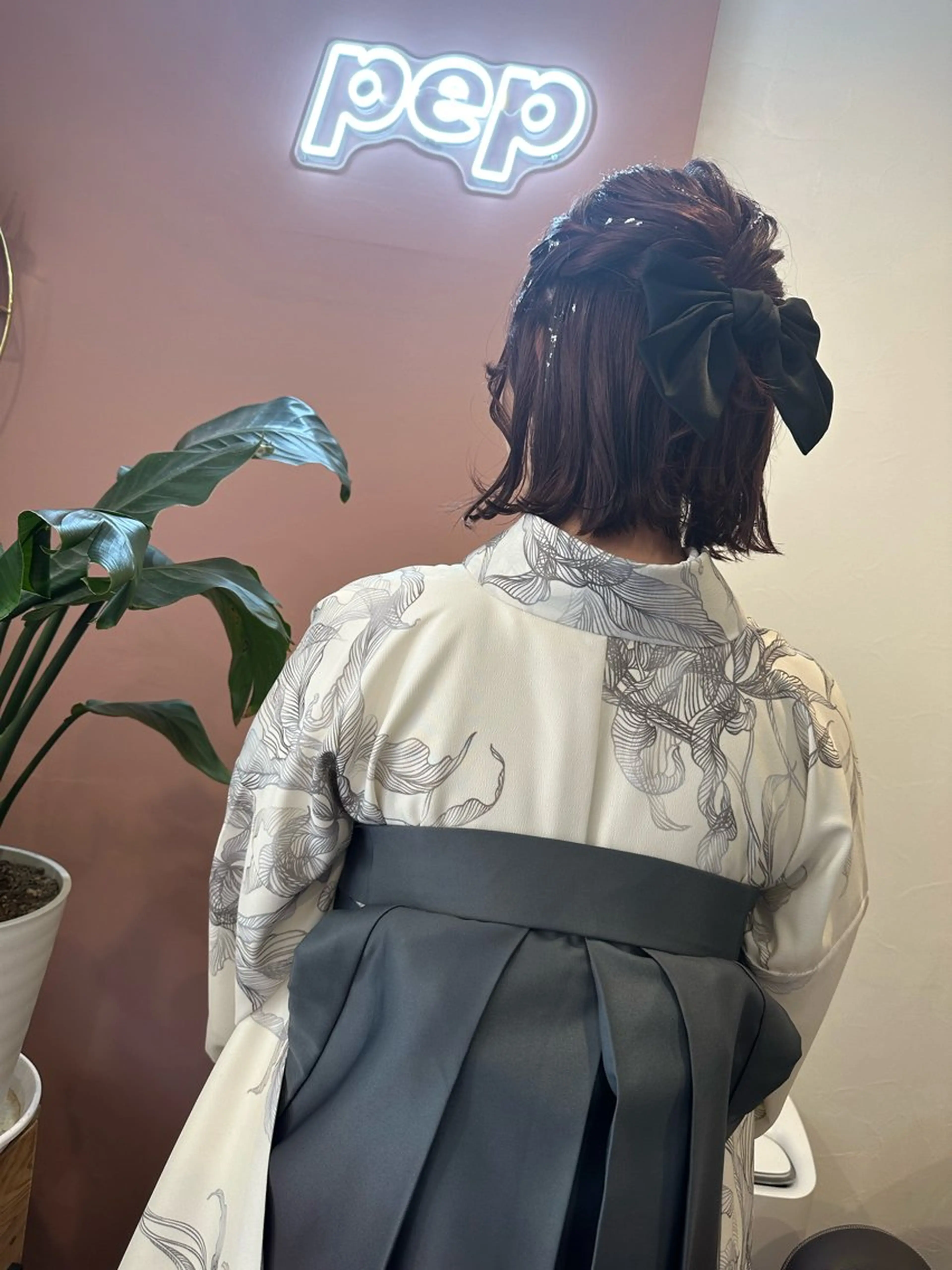 ショート ヘアアレンジ 卒業式のヘアスタイル 着付け pep natsumiのヘアスタイル