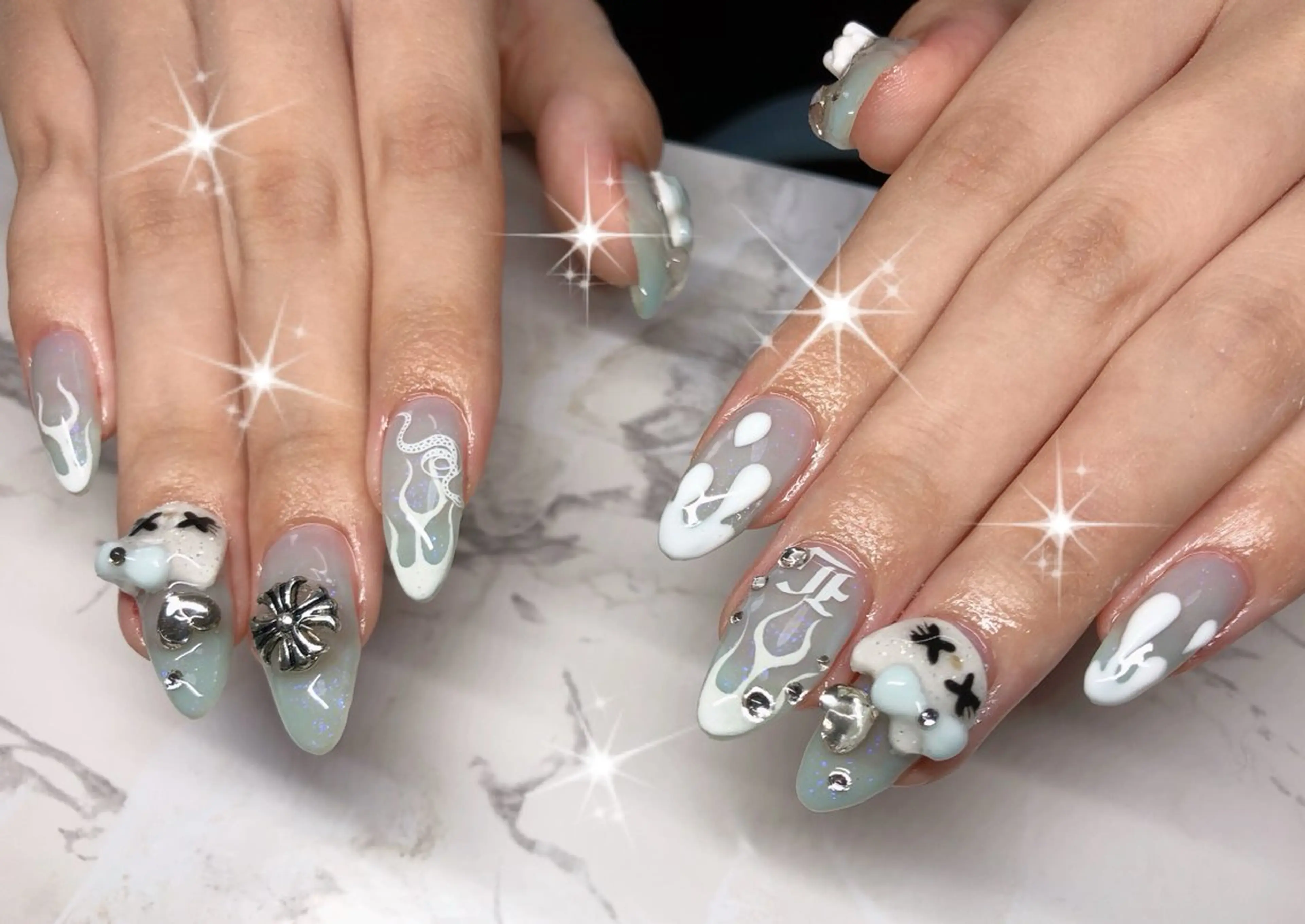 ネイル Nailsalon SKiのネイルデザイン