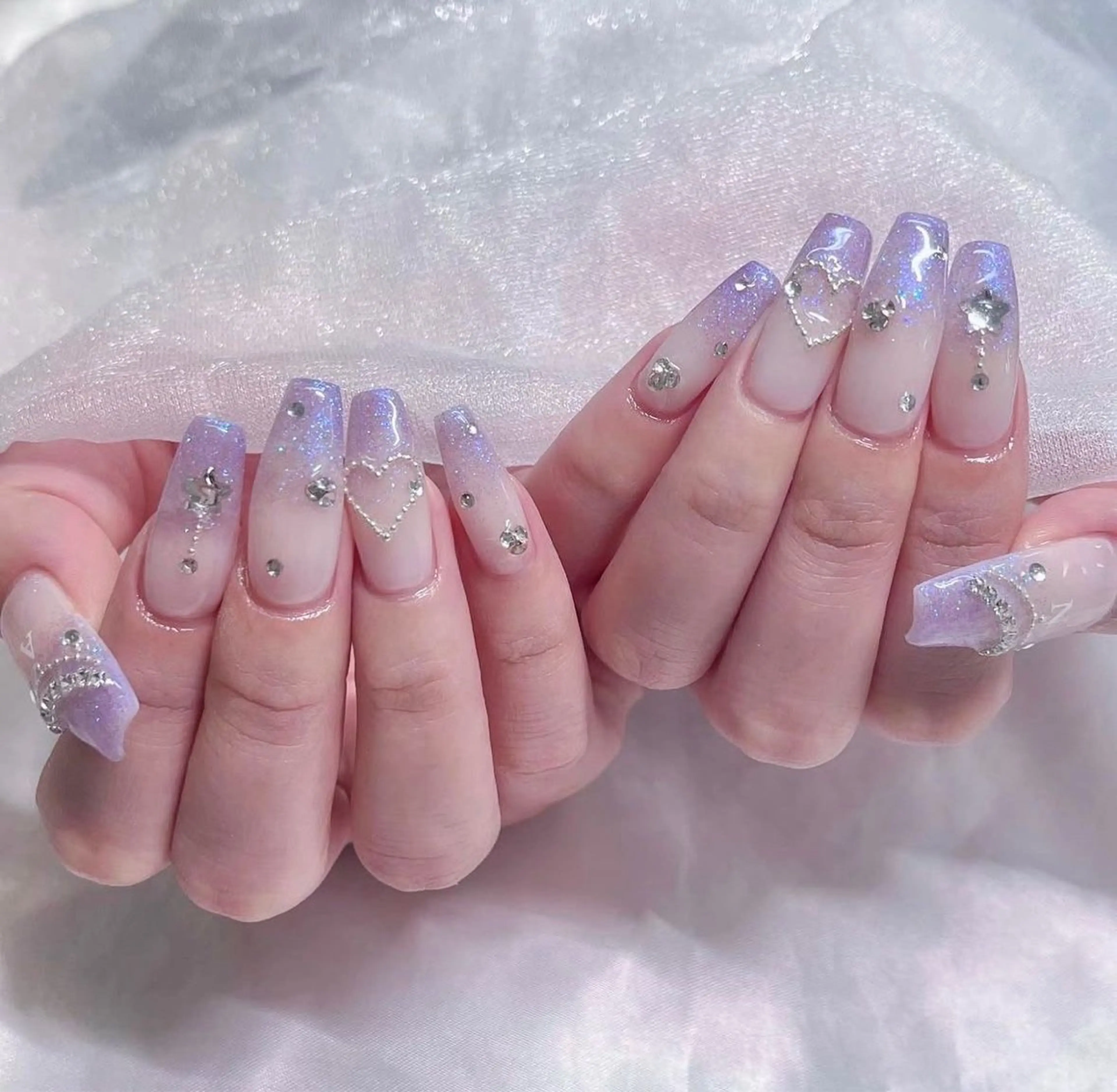 カラー グラデーションカラー ピンクカラー ハンドネイル AIN Nailのネイルデザイン