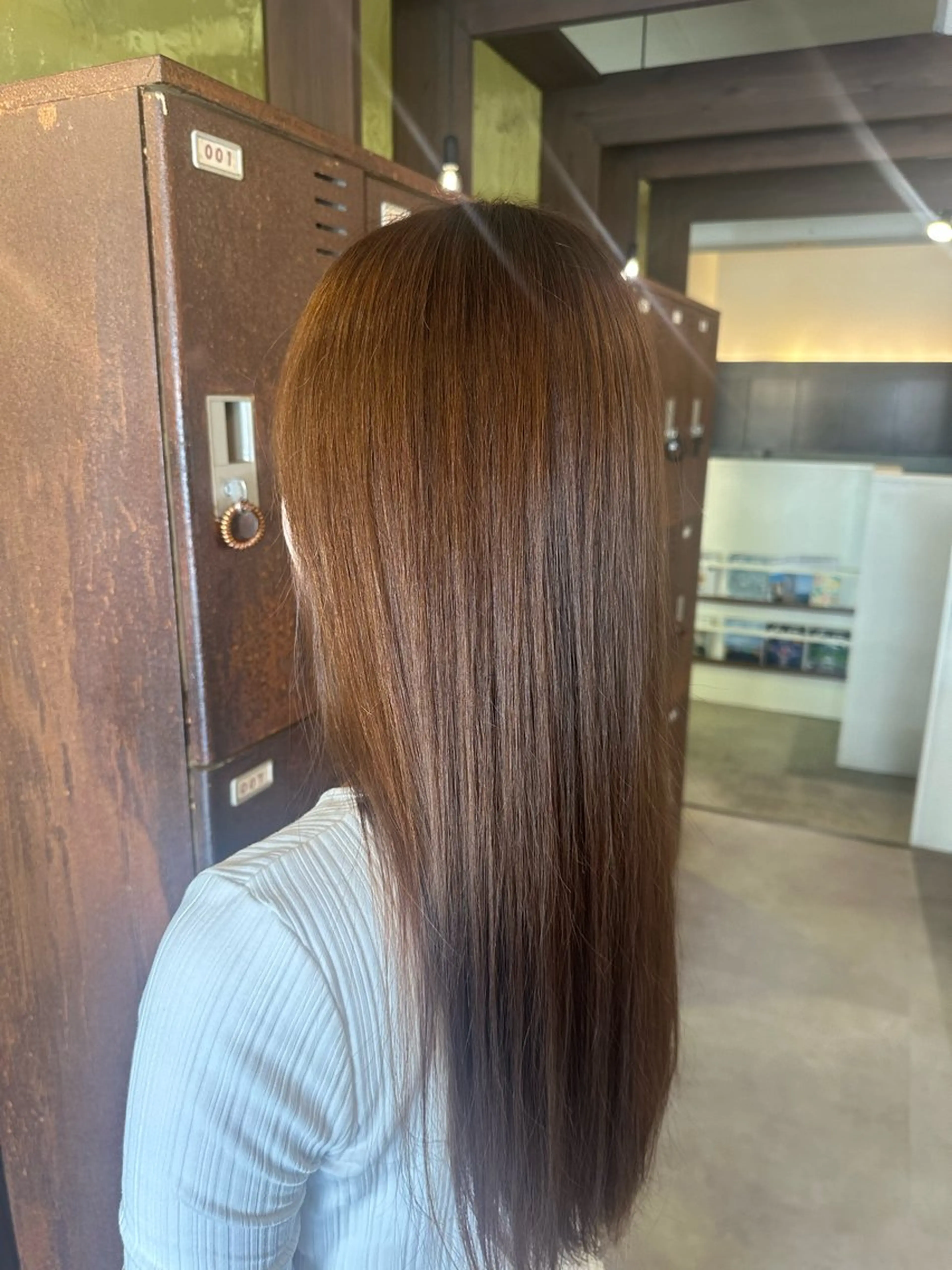 リタッチカラーモデル💇🏻‍♀️➕オリジナルトリートメント付💫【根本カラーのみ/暗め茶髪】の写真