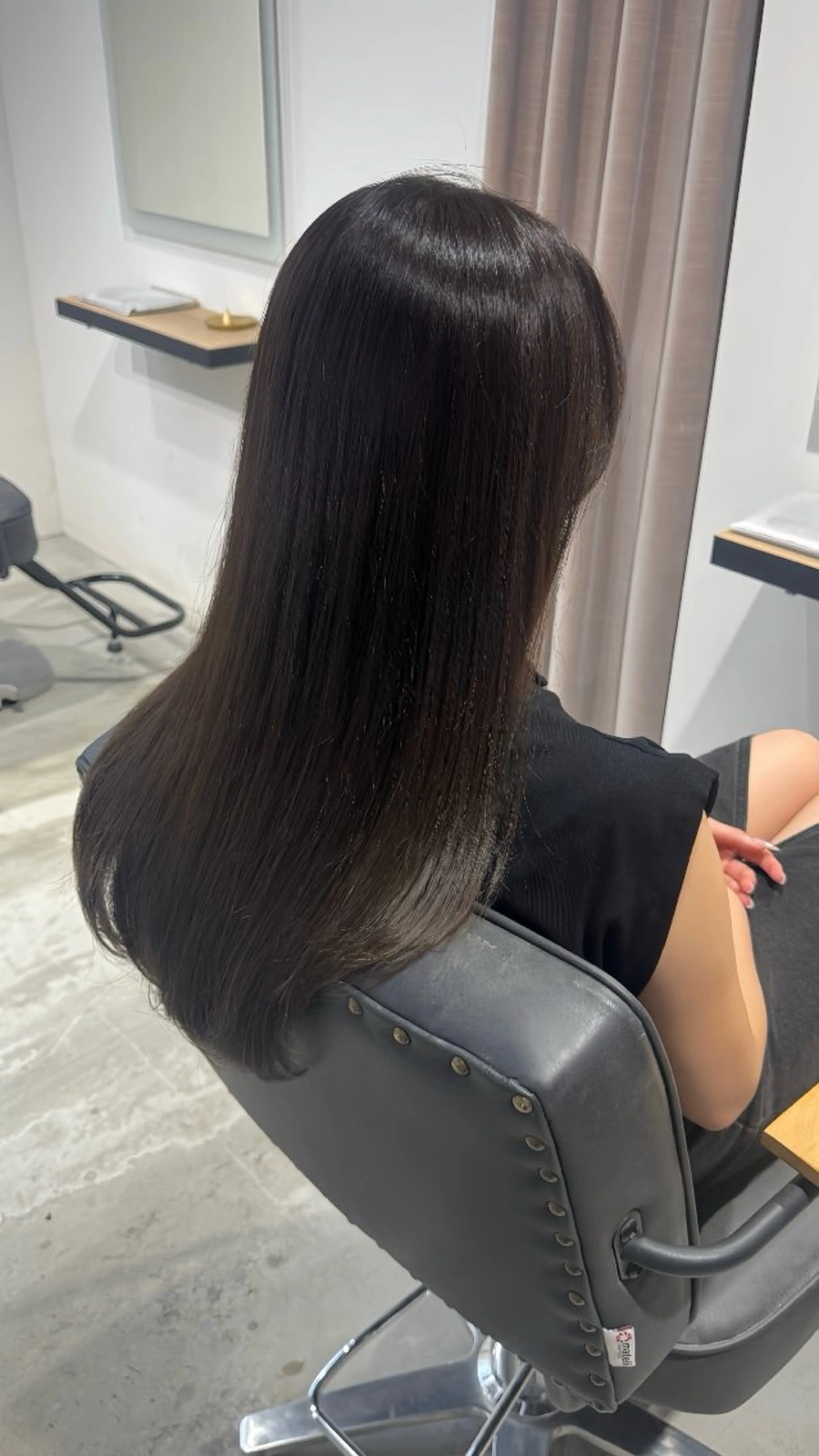 ロング カラー ブラウンカラー くすみブラウン 華奈/オリーブ/ ベージュ/抜け感🥣のヘアスタイル