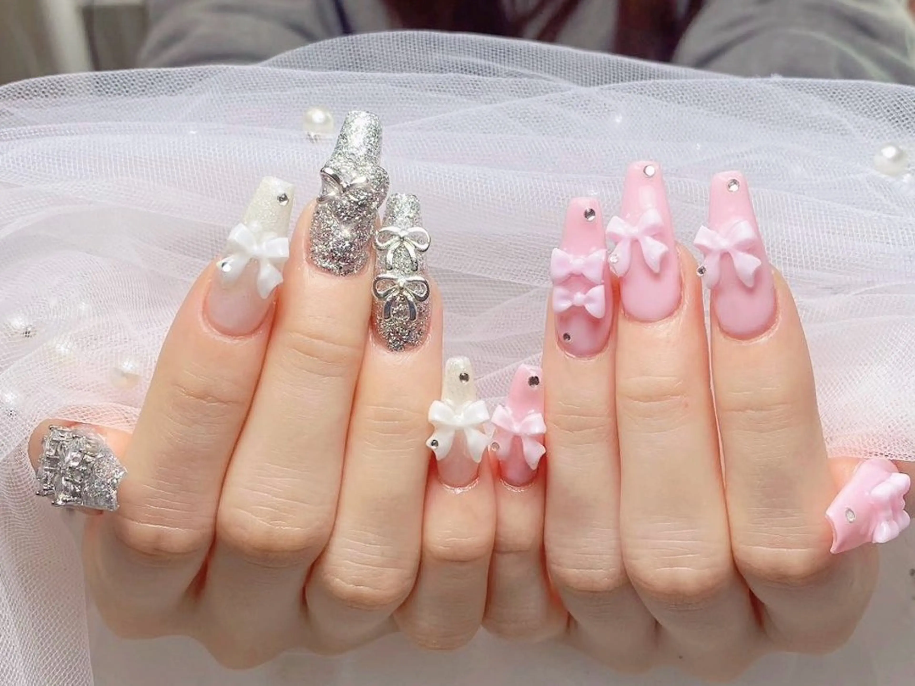 ネイル フレンチネイル ジェルネイル ハート 韓国ネイル マグネットネイル ハンドネイル ネイルサロン lotusのネイルデザイン