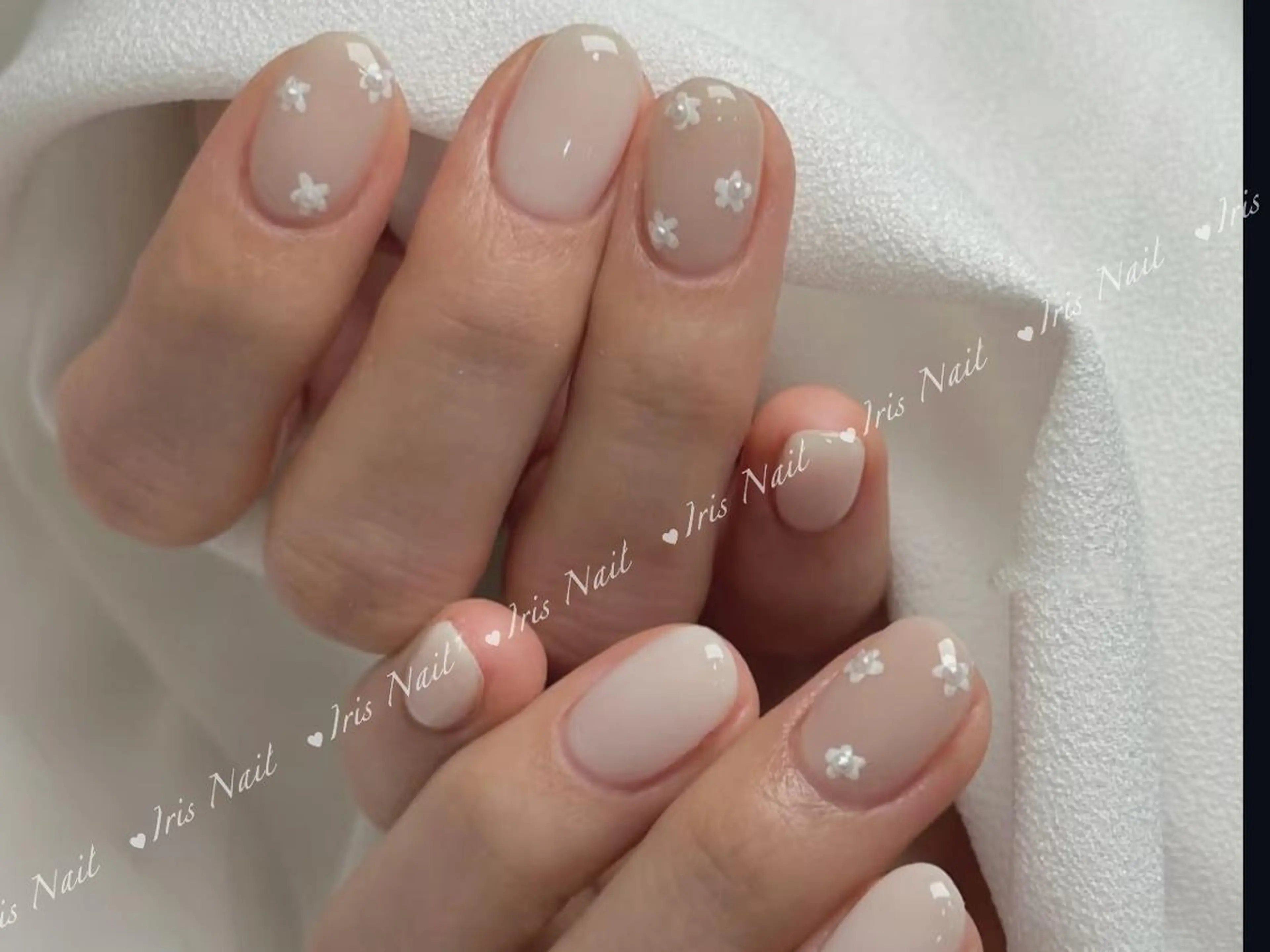 ネイル ハンドネイル ハンドケア 🍒IRIS Nail🌸のネイルデザイン