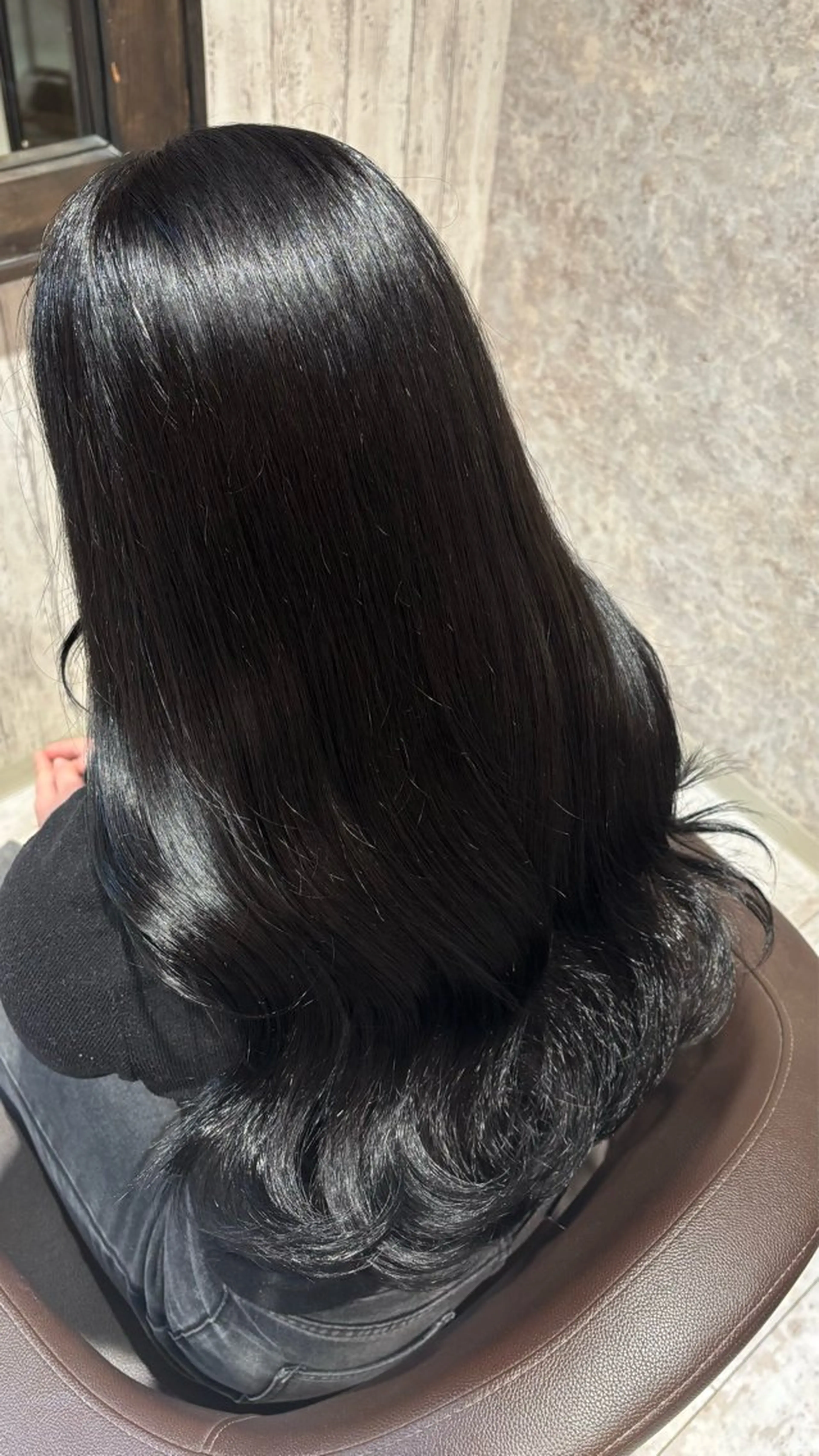 ロング カラー グレージュ ヘアカラー トリートメント 東田 さくらのヘアスタイル