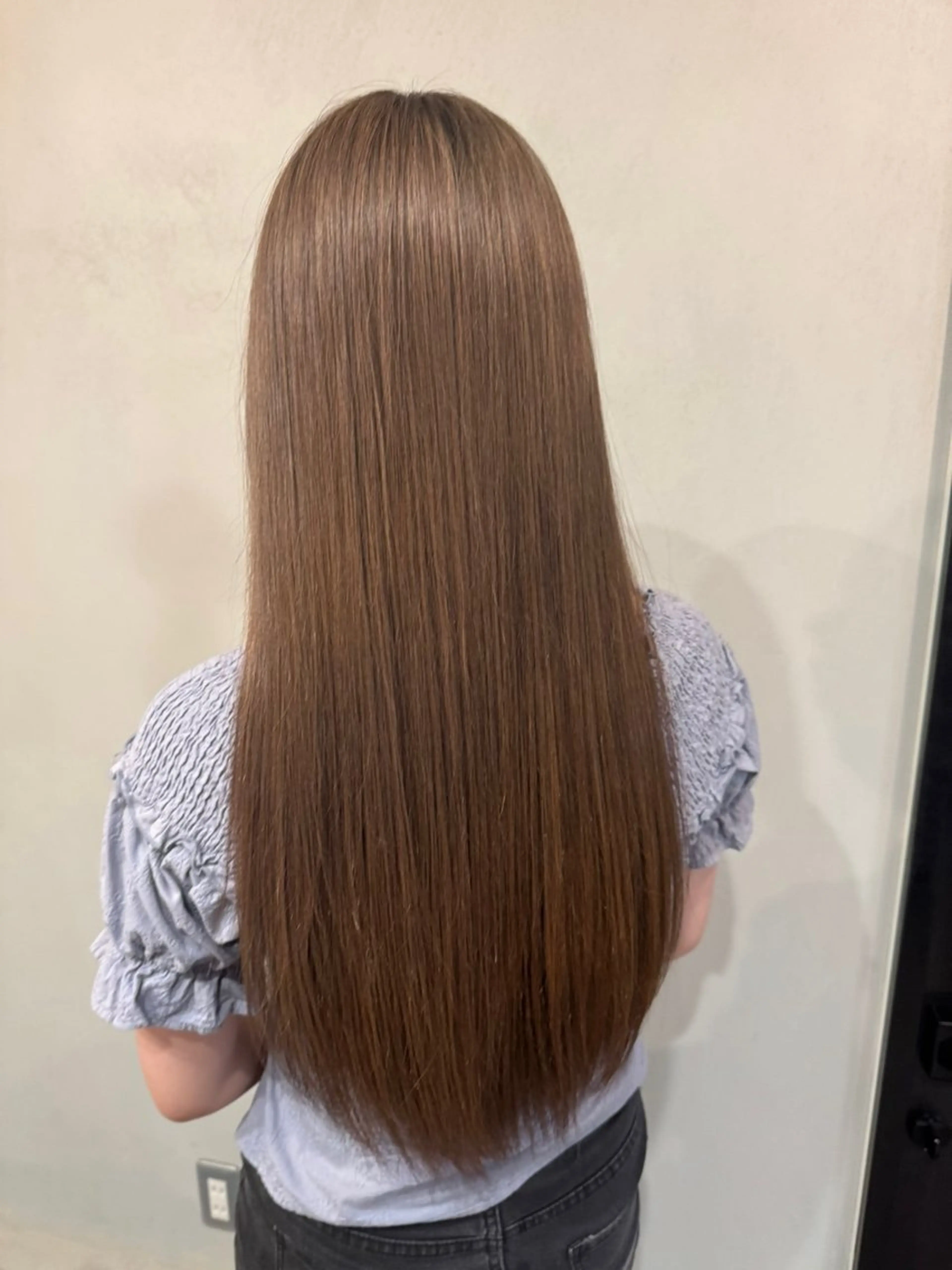 カラー ヘアカラー 🫧もも /艶カラー/髪質改善のヘアスタイル