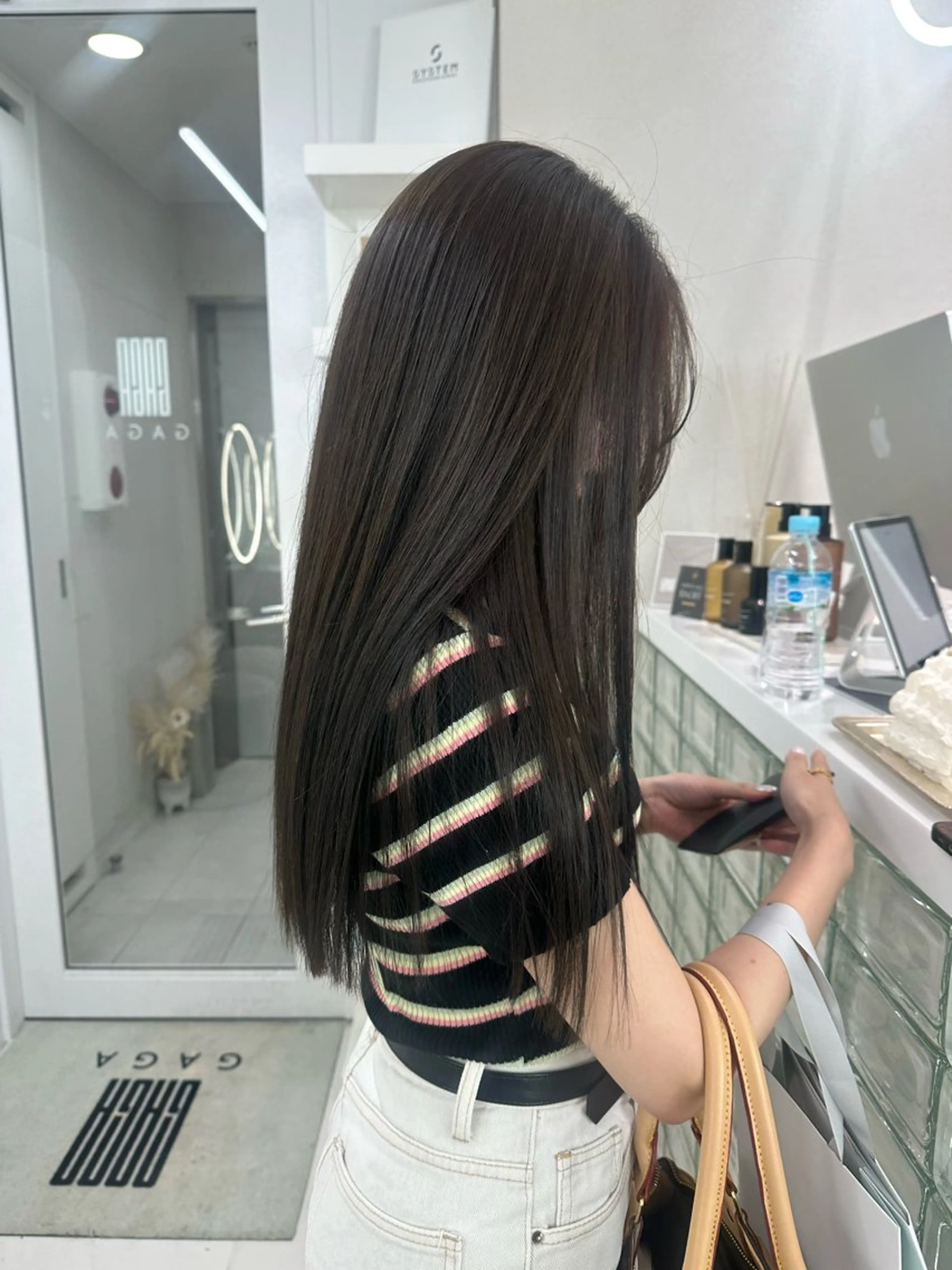 ロング トリートメント ハイトーンボブ Mizuki.のヘアスタイル