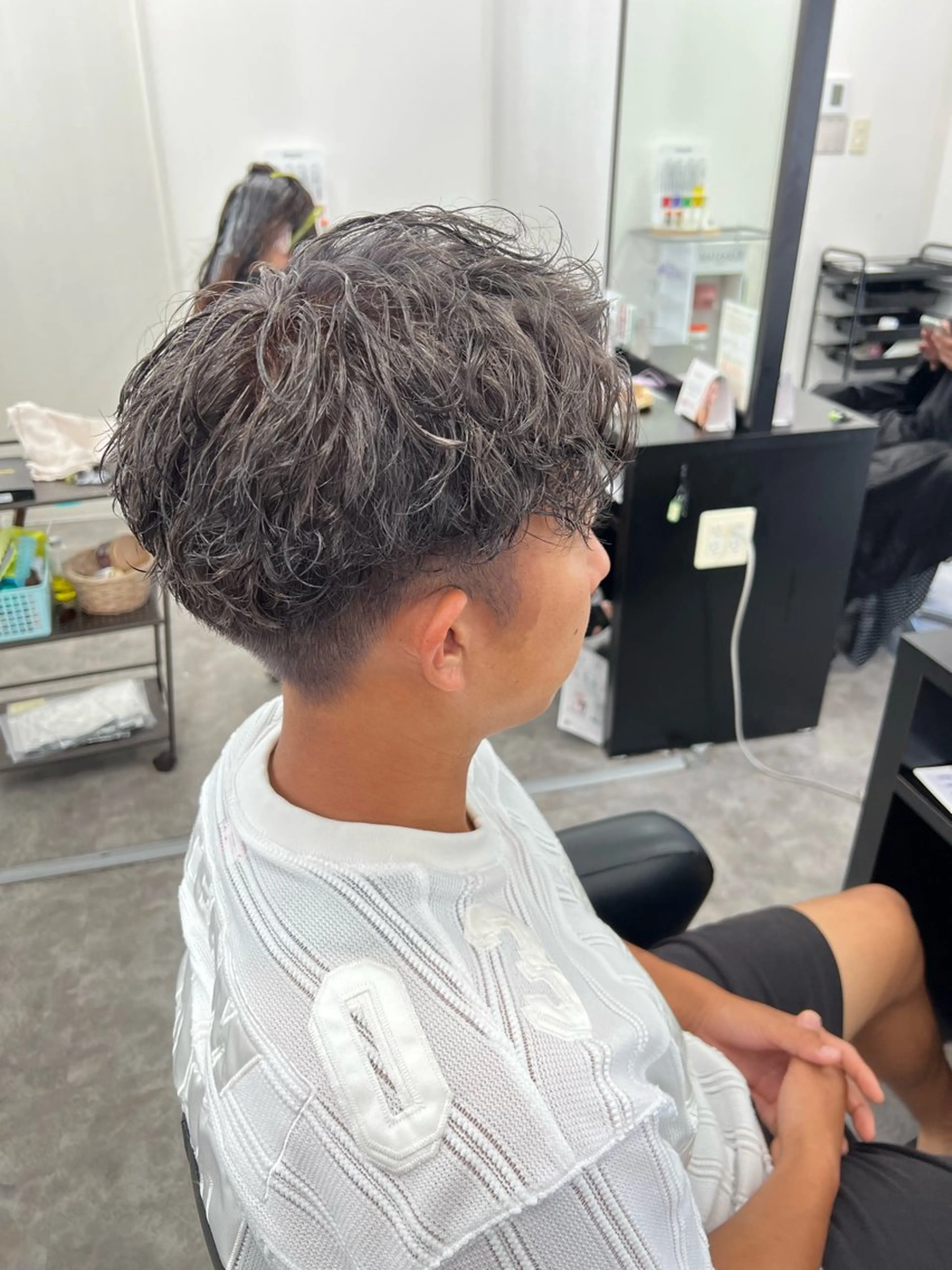 ショート カラー C'LD Hair トモヤのヘアスタイル