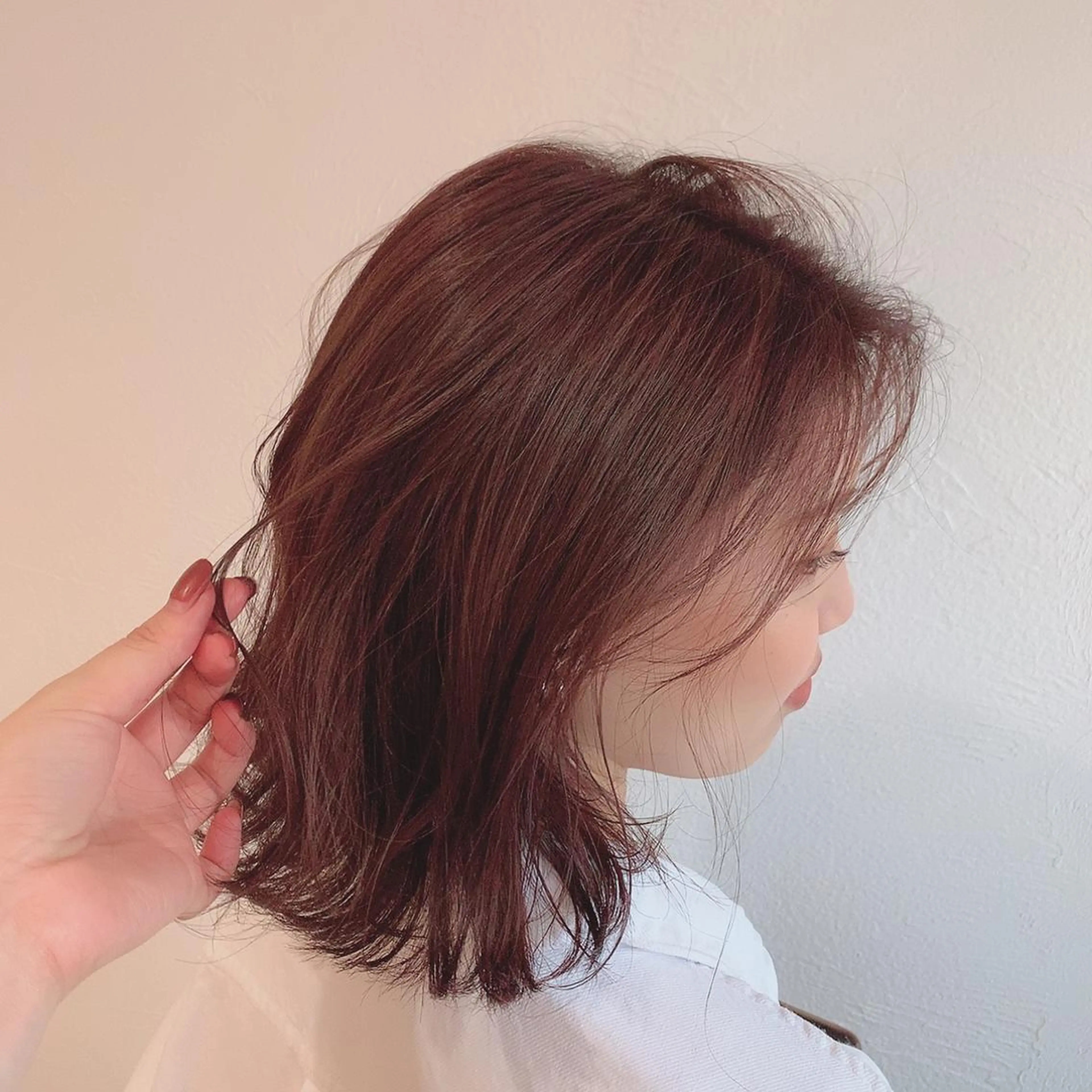 ミディアム カラー レッドカラー レイヤーカット カット ヘアカラー 満足度🐼◎🌟🌈 村上栞菜のヘアスタイル