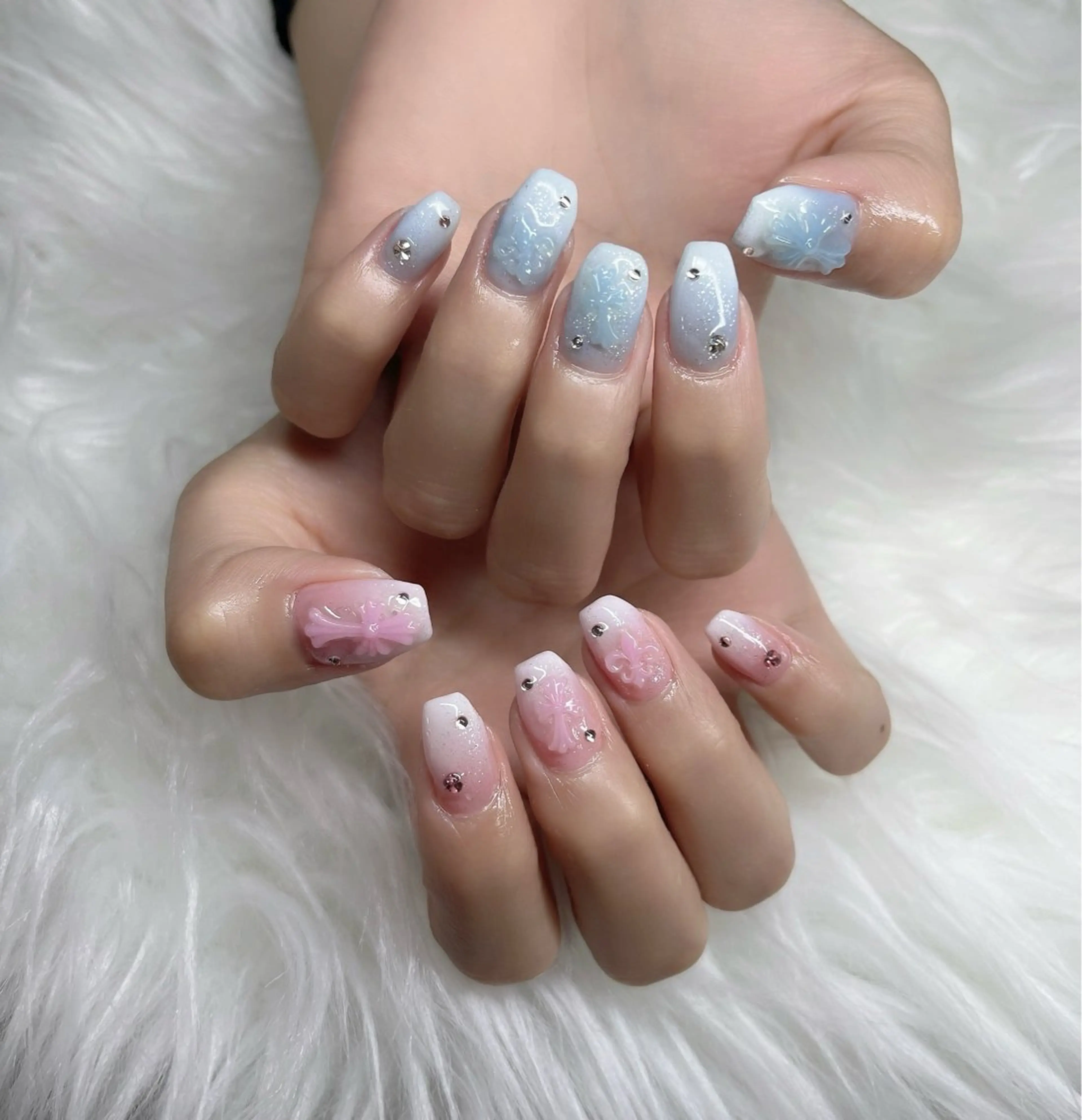 ネイル ハンドネイル YOLO NAILのネイルデザイン