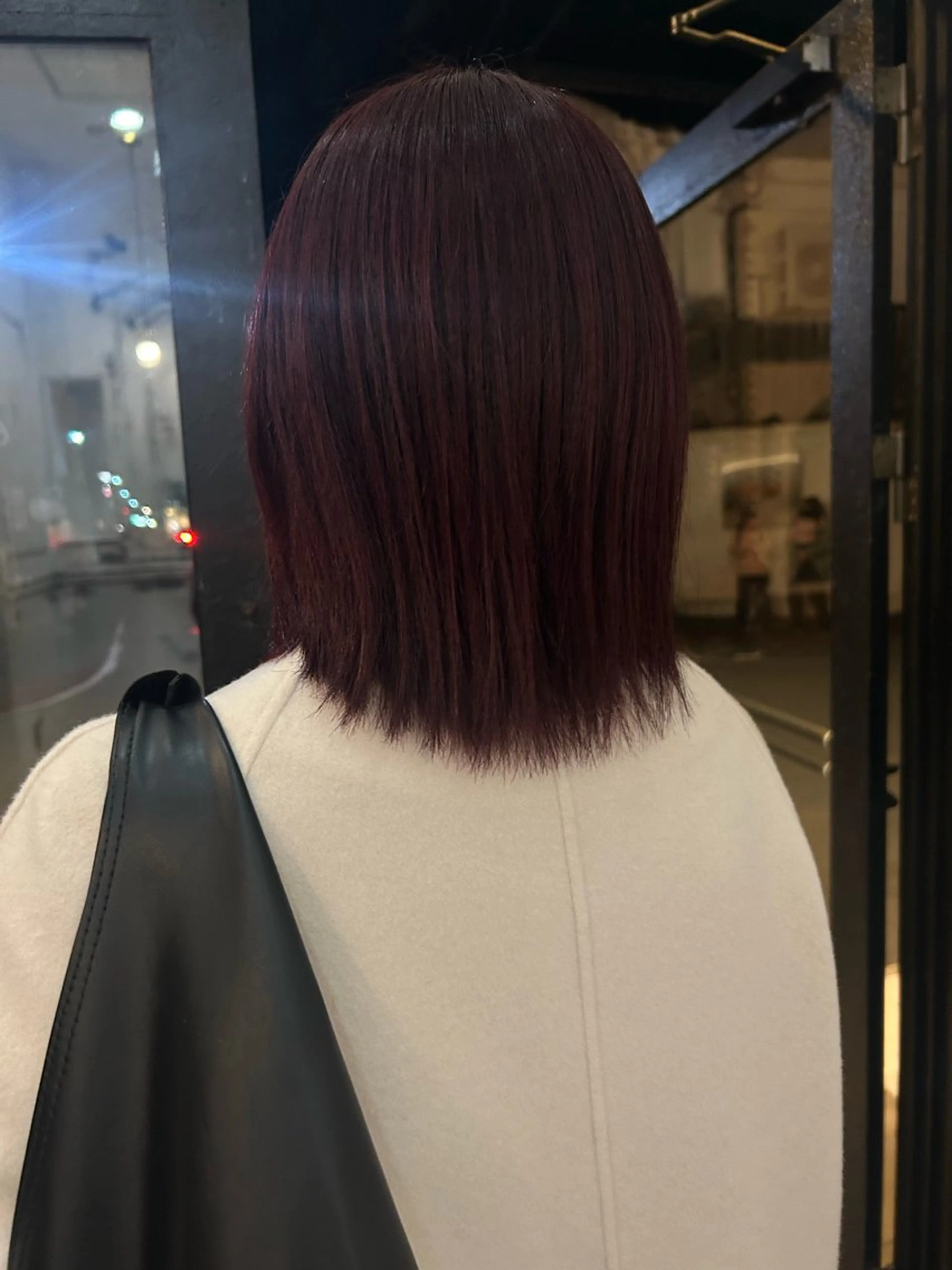 ミディアム 宮前 芽衣のヘアスタイル