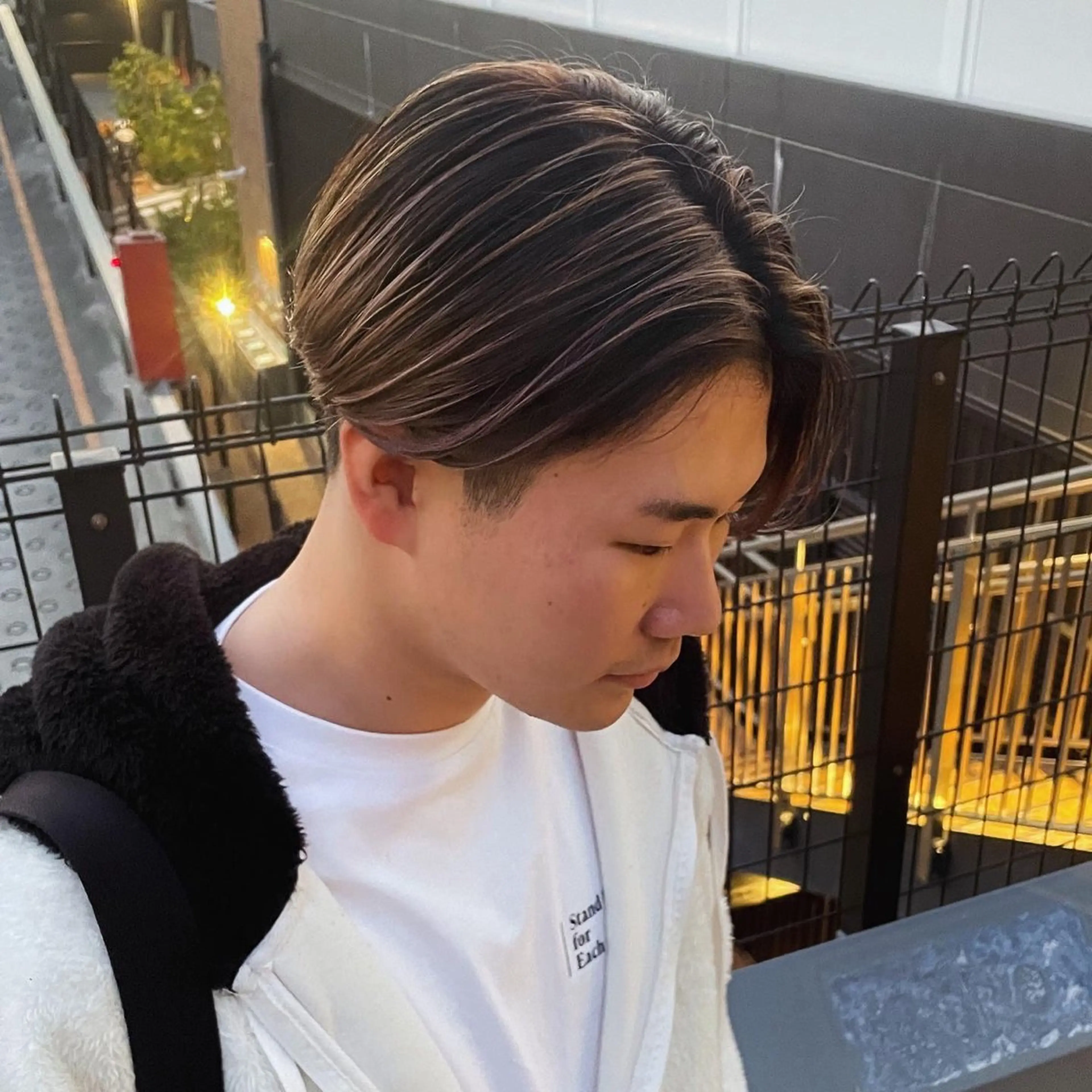 ショート カラー メンズ メンズパーマ メンズツイストパーマ 波巻きパーマ ツイストパーマ カット ヘアカラー メンズヘア特化 崎田 成人のヘアスタイル