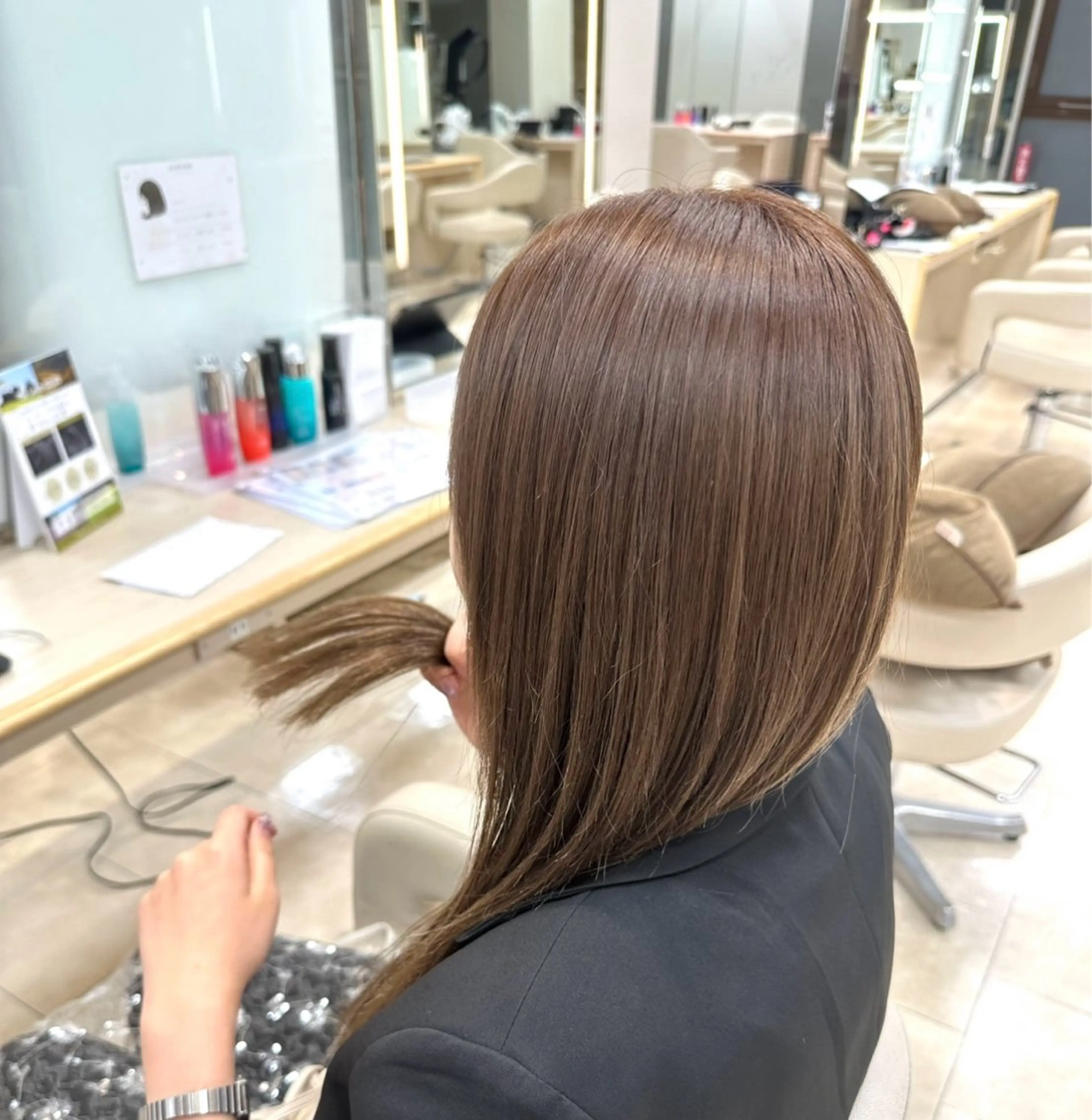ロング カラー ブラウンカラー 艶髪 黄金比みくのヘアスタイル