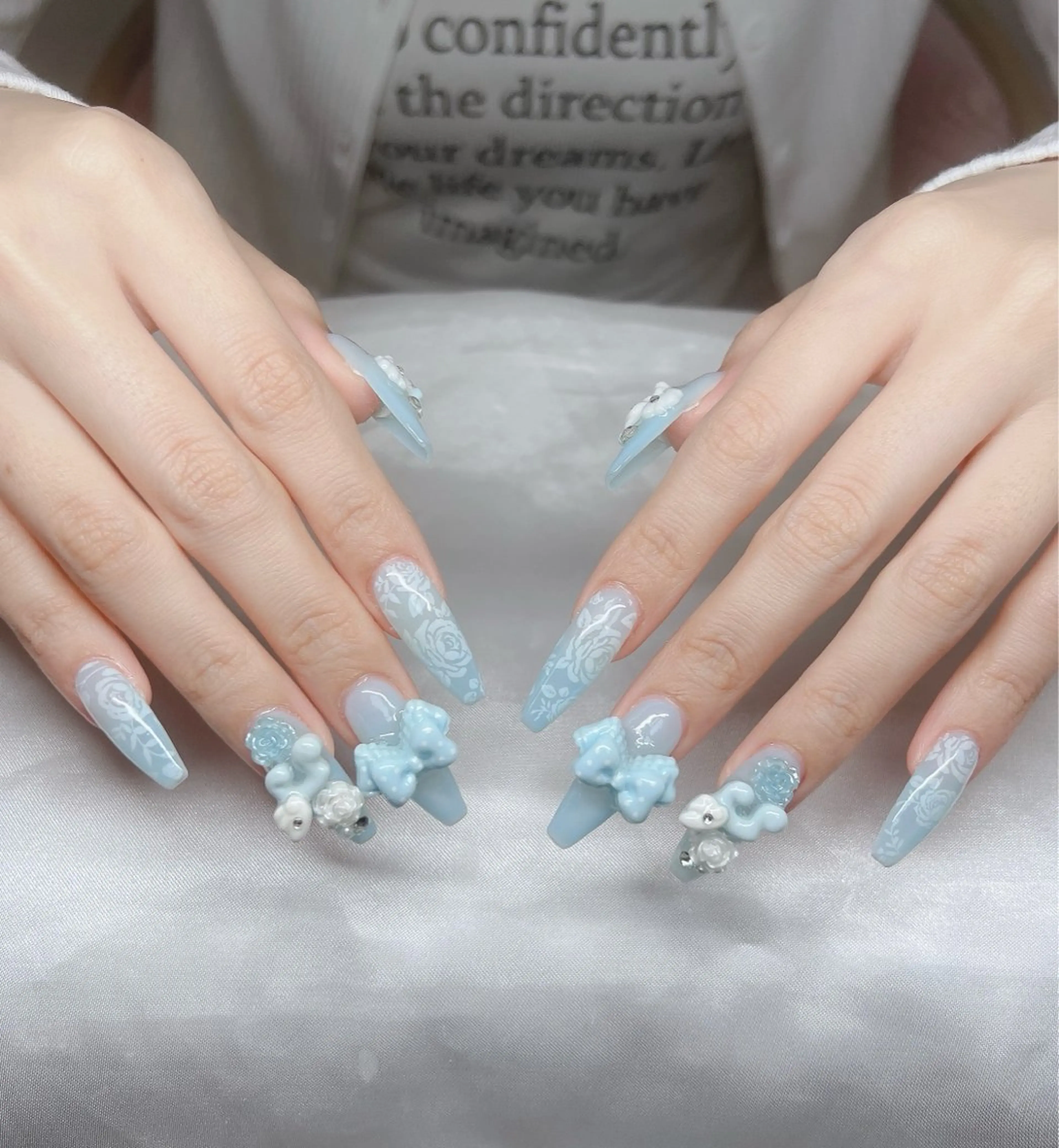 ネイル 長さ出し グラデーション キラキラネイル マグネットネイル ニュアンスネイル Lee Nails チップ長さだし専門店のネイルデザイン