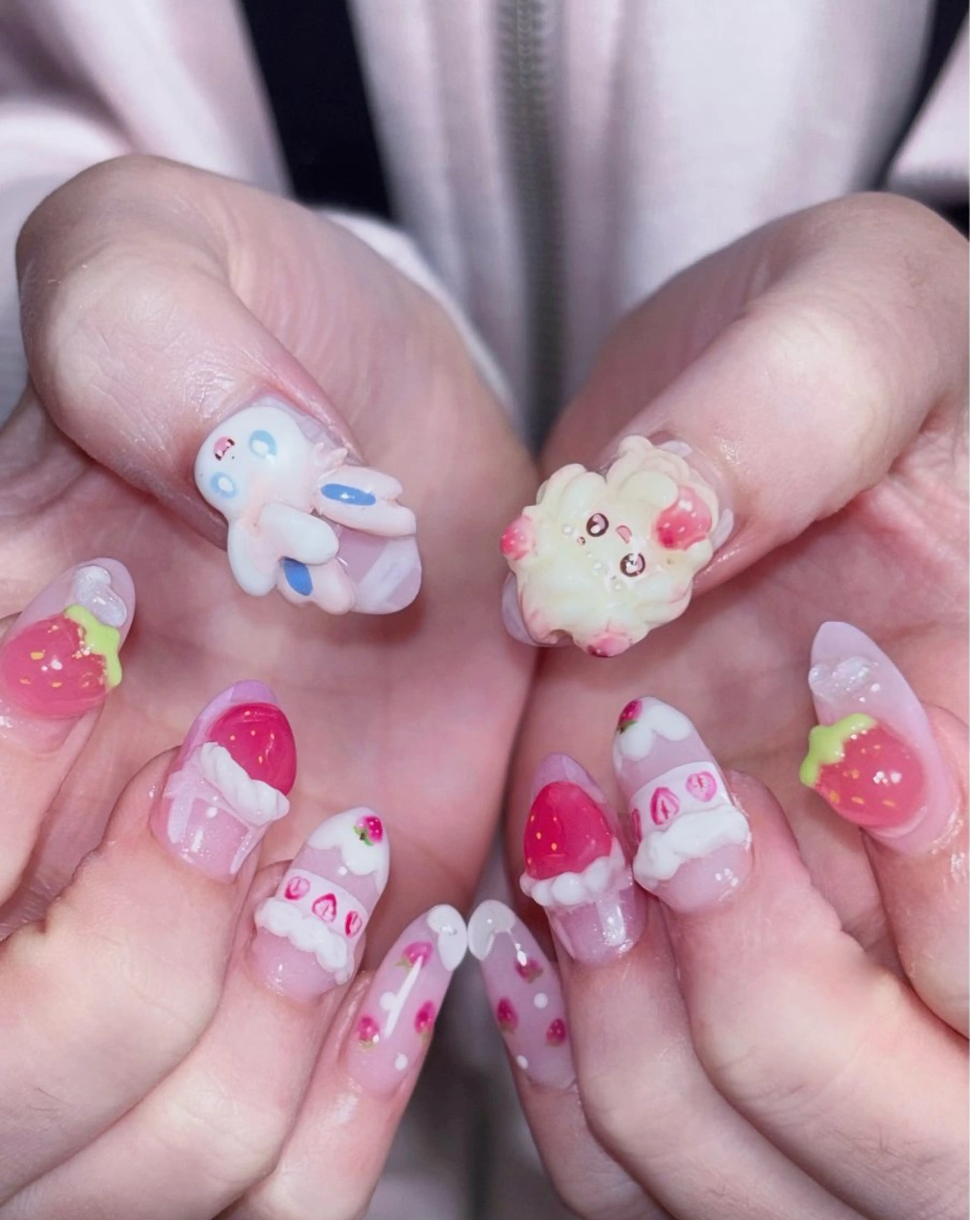 ネイル ガーリー ぷっくりネイル ハンドネイル ハンドケア 銀河屋 の猫のネイルデザイン