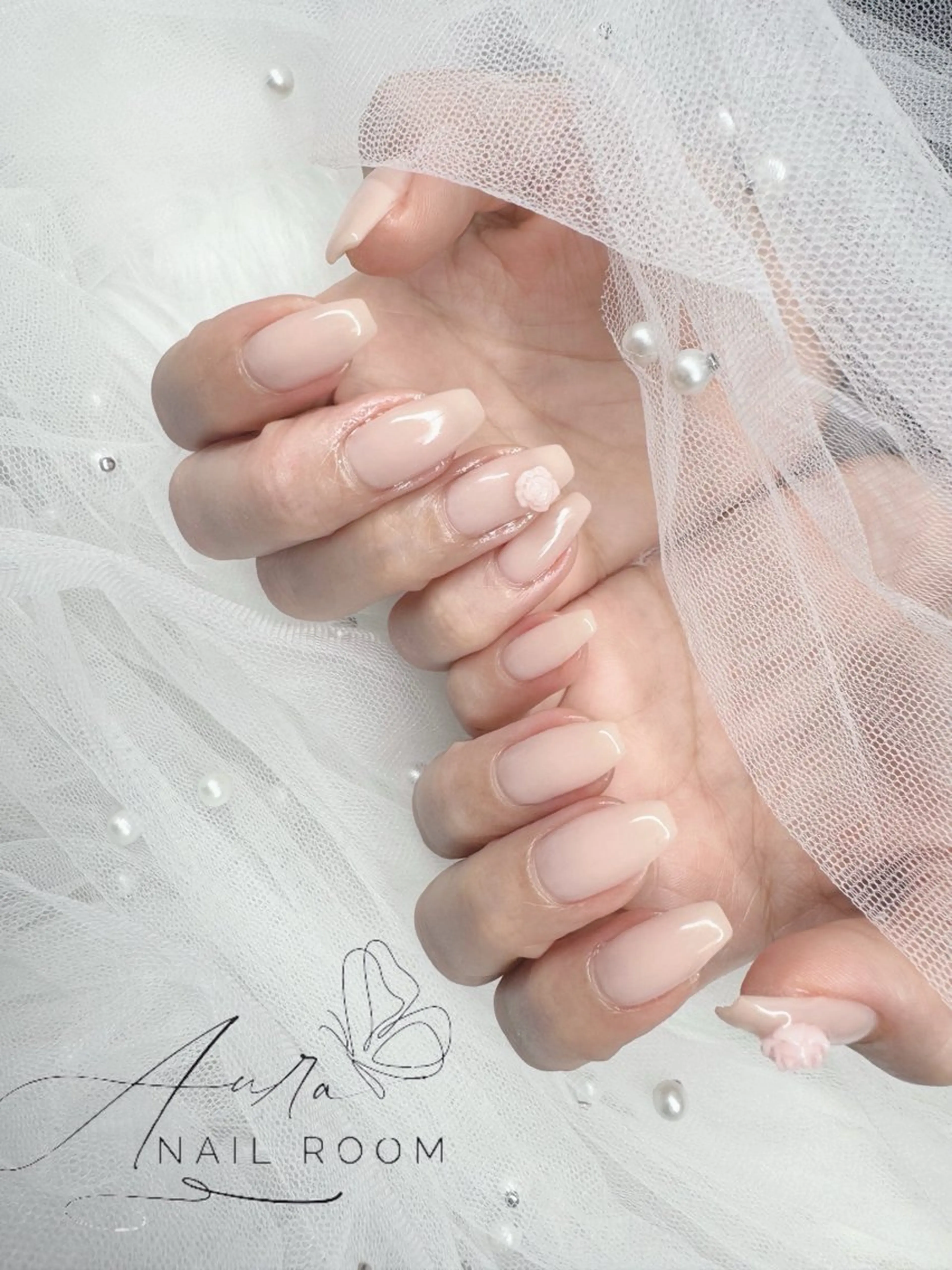 ネイル Luna (Aura nail room)のネイルデザイン