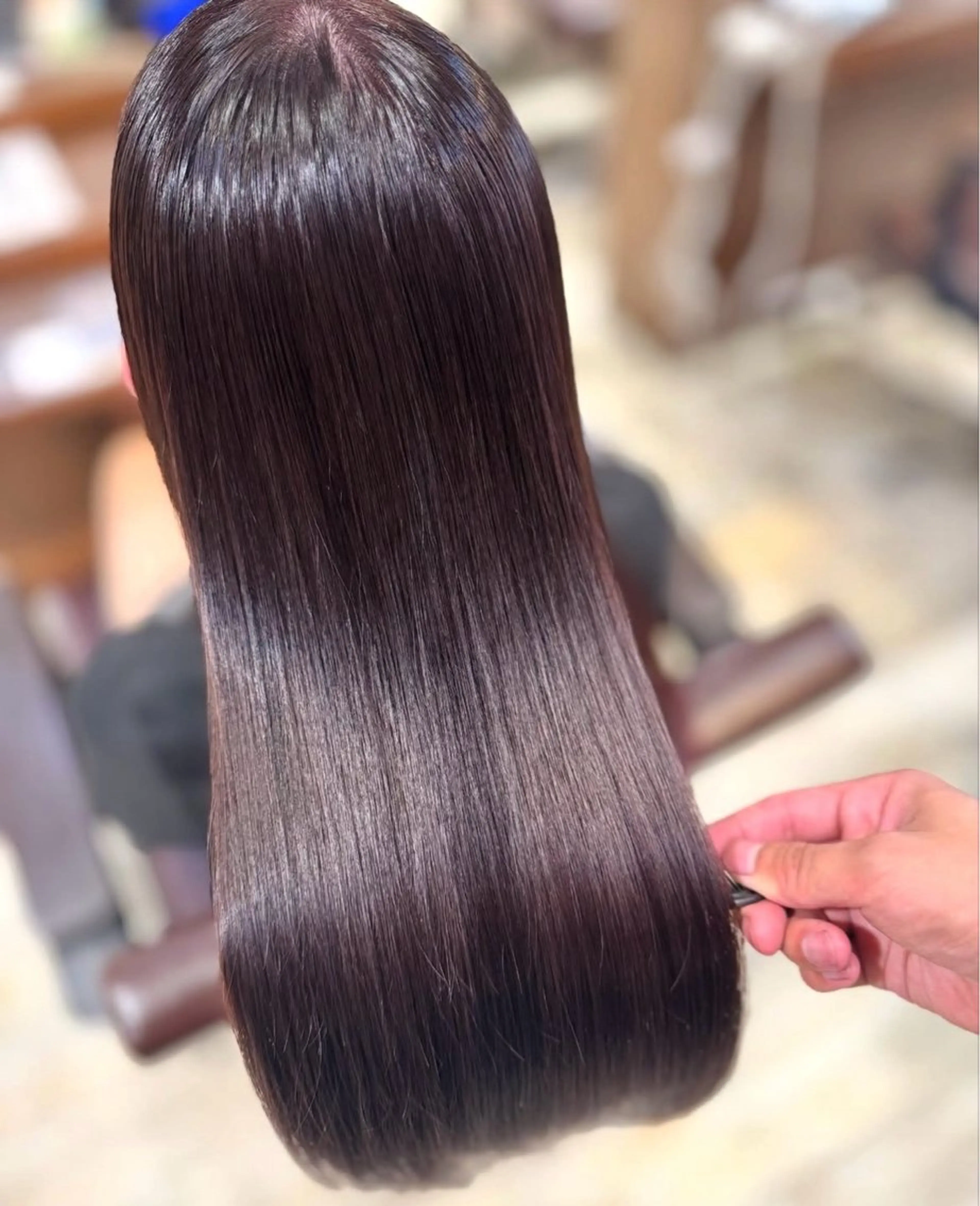 カラー 山中 結月のヘアスタイル