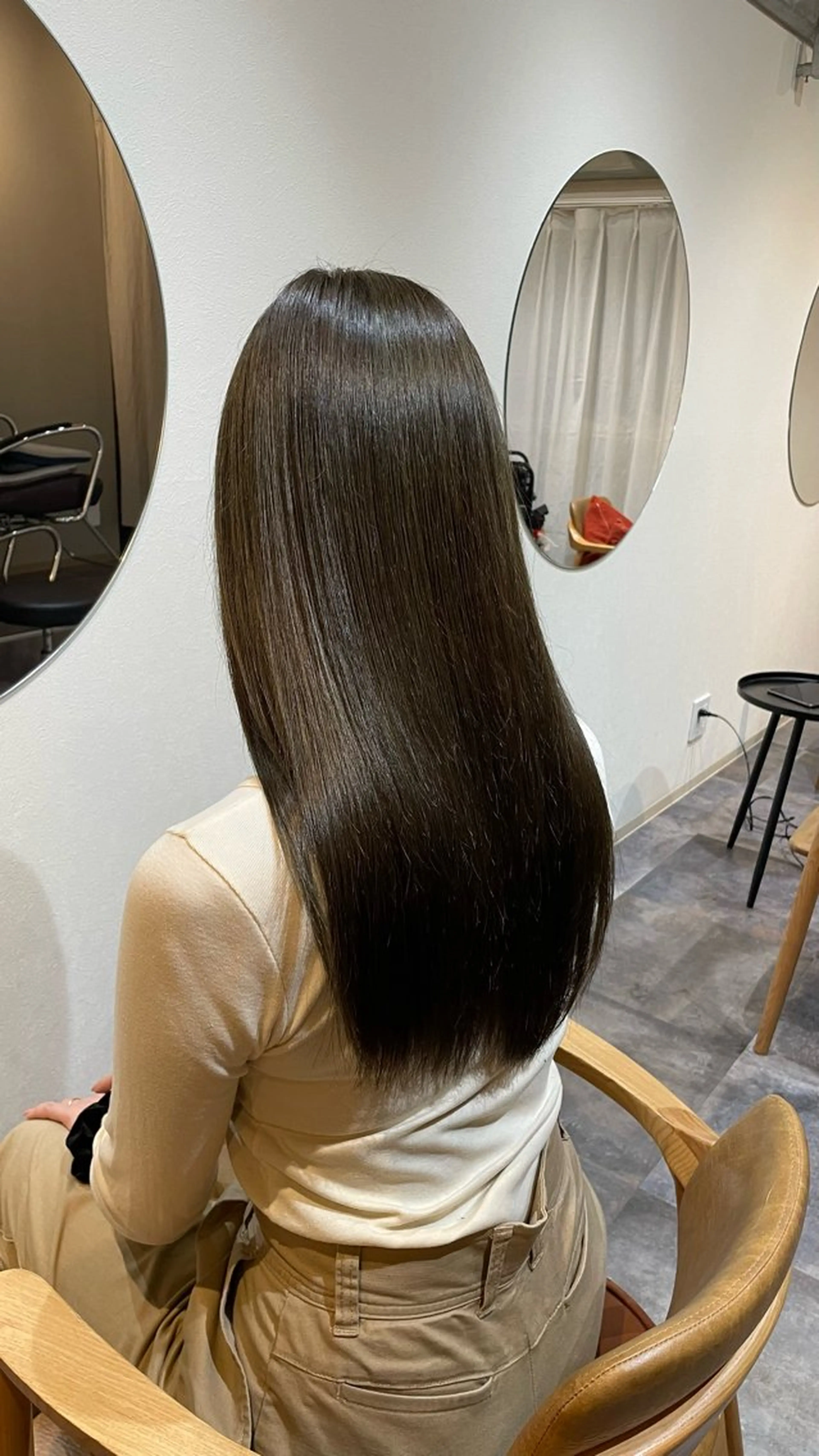 ロング カラー パーマ ベージュカラー 透明感カラー オリーブベージュ カット ヘアカラー トリートメント 鎌田卓也/髪質改善 /透明感カラーのヘアスタイル